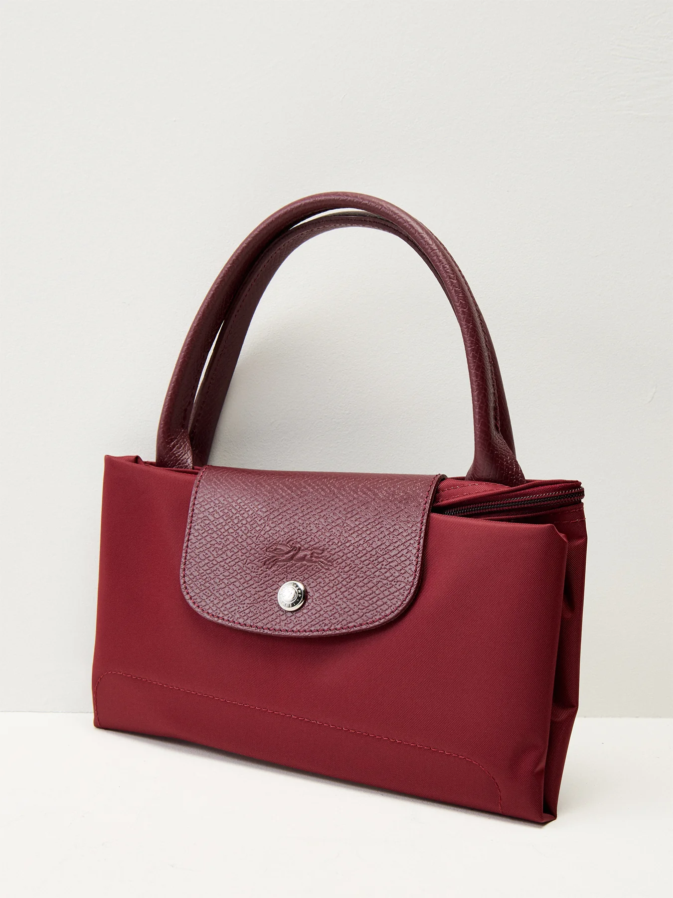 Le Pliage Green Medium Handbag Red - Image 5