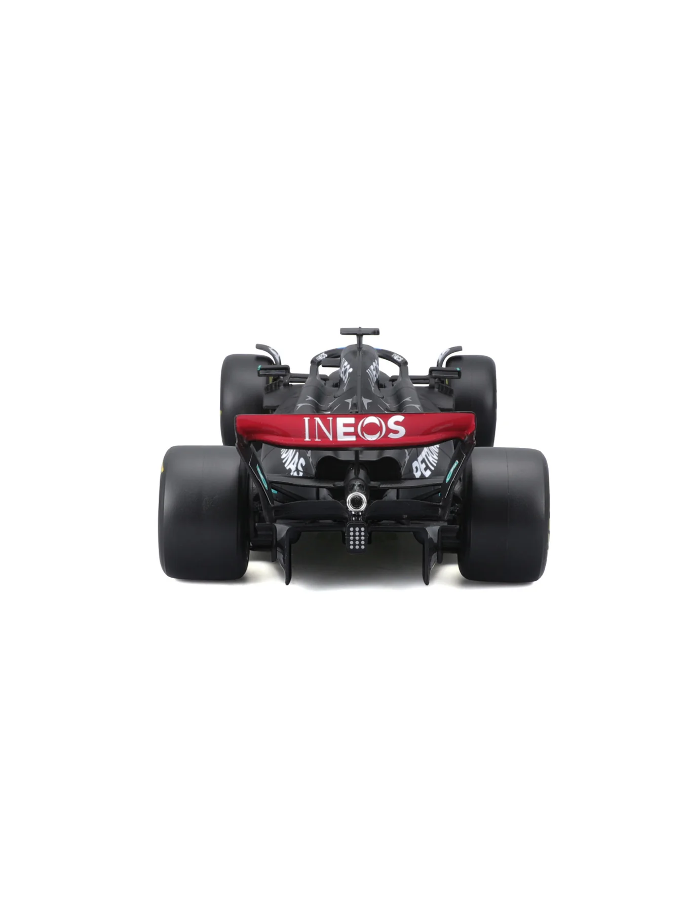 1:24 F1 Mercedes W14 with Russell Model Kit - Image 3