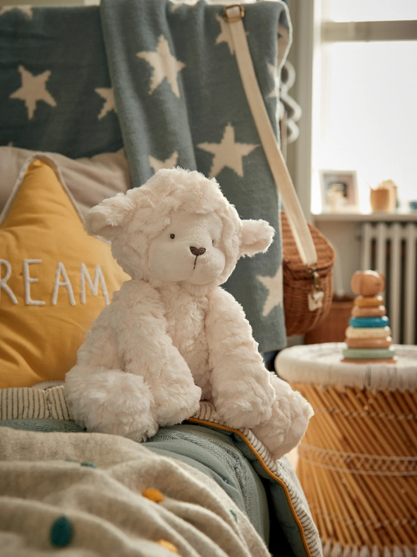 Larry Lamb Soft Toy - Image 3