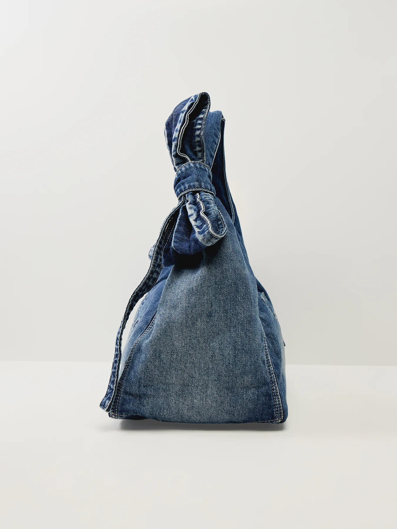 The Bow Denim Sack Blue - Image 4