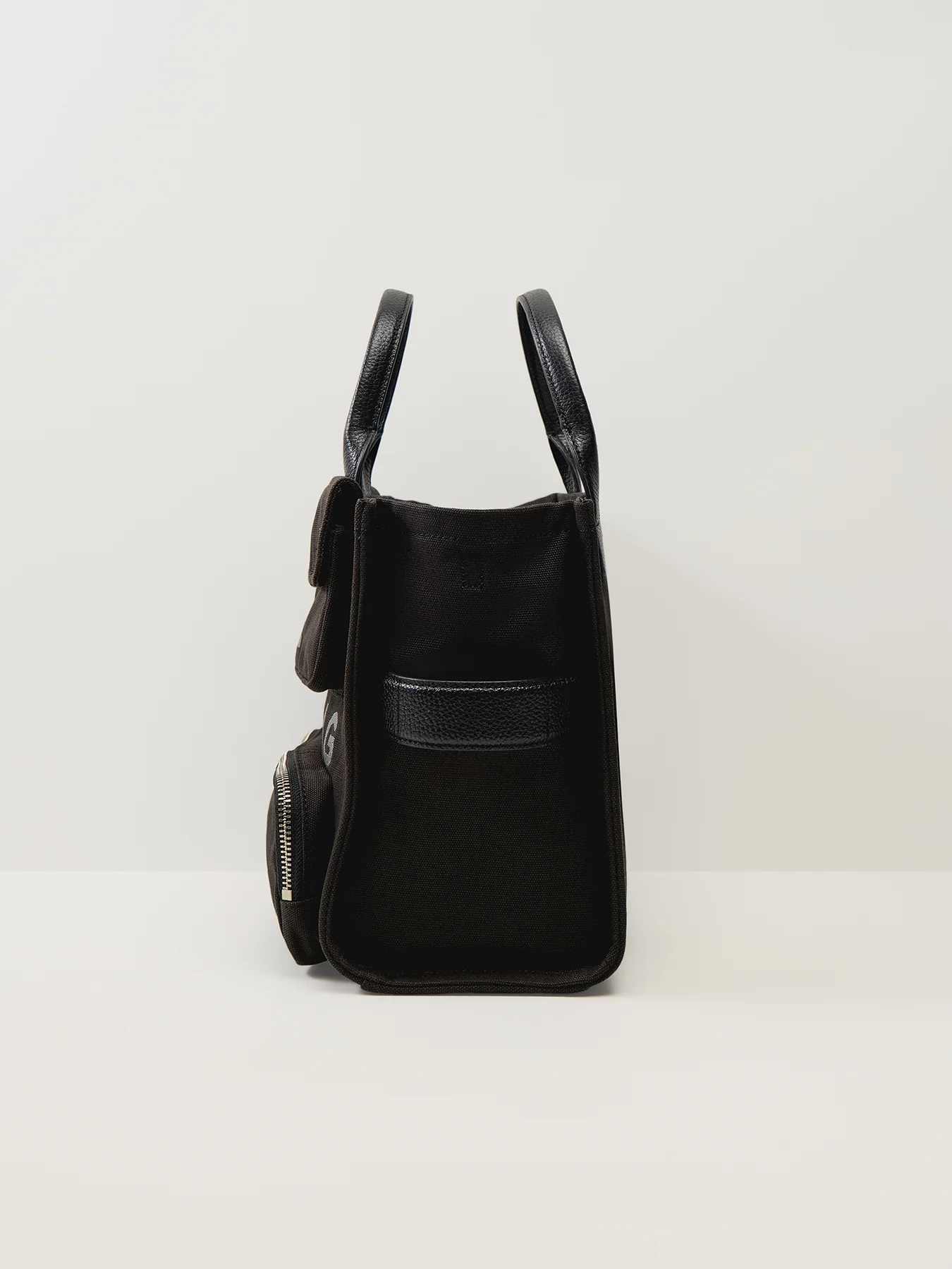 The Cargo Canvas Medium Tote - Image 4