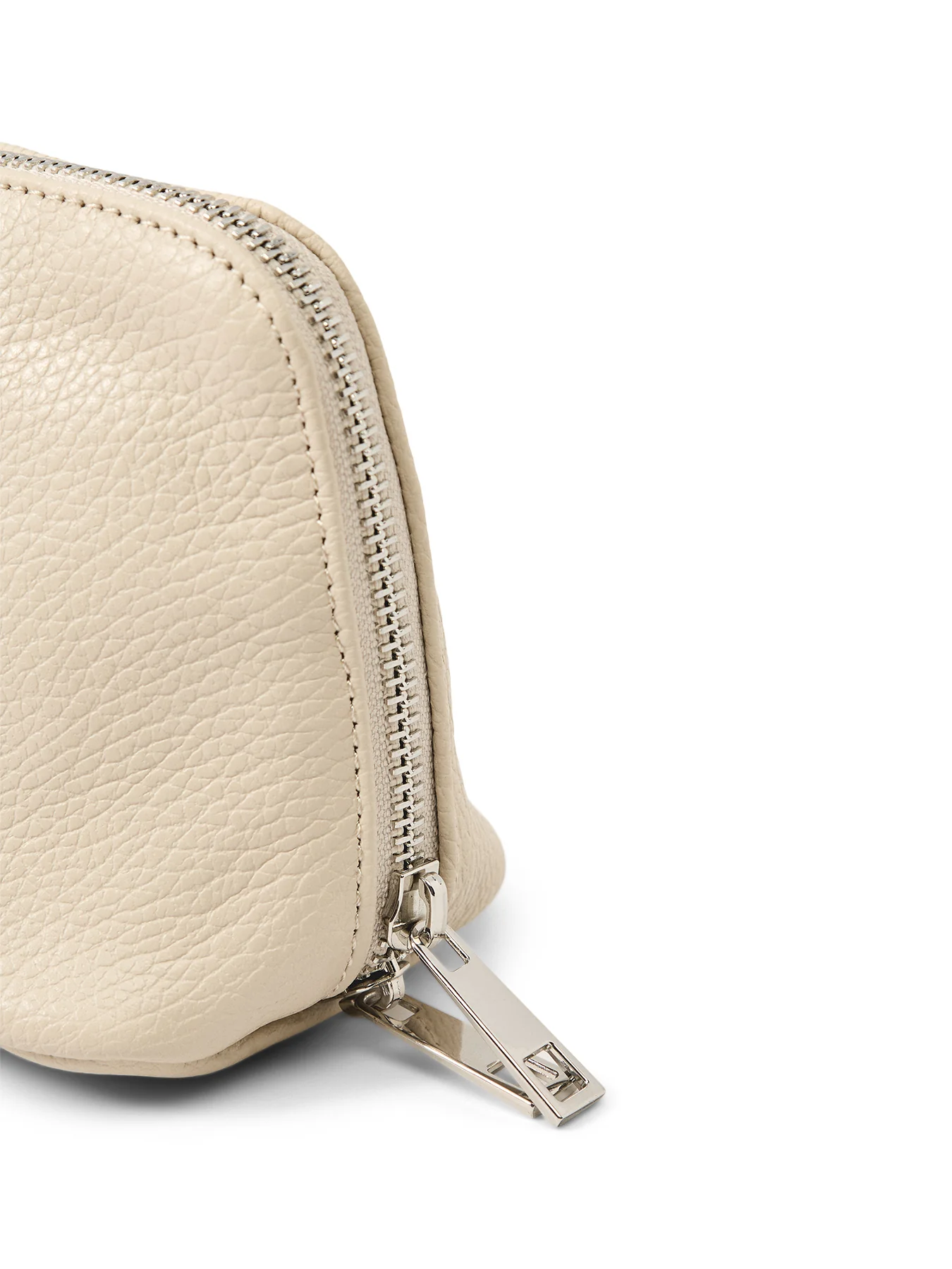 Medium Seki Pochette Wash Bag - Image 4