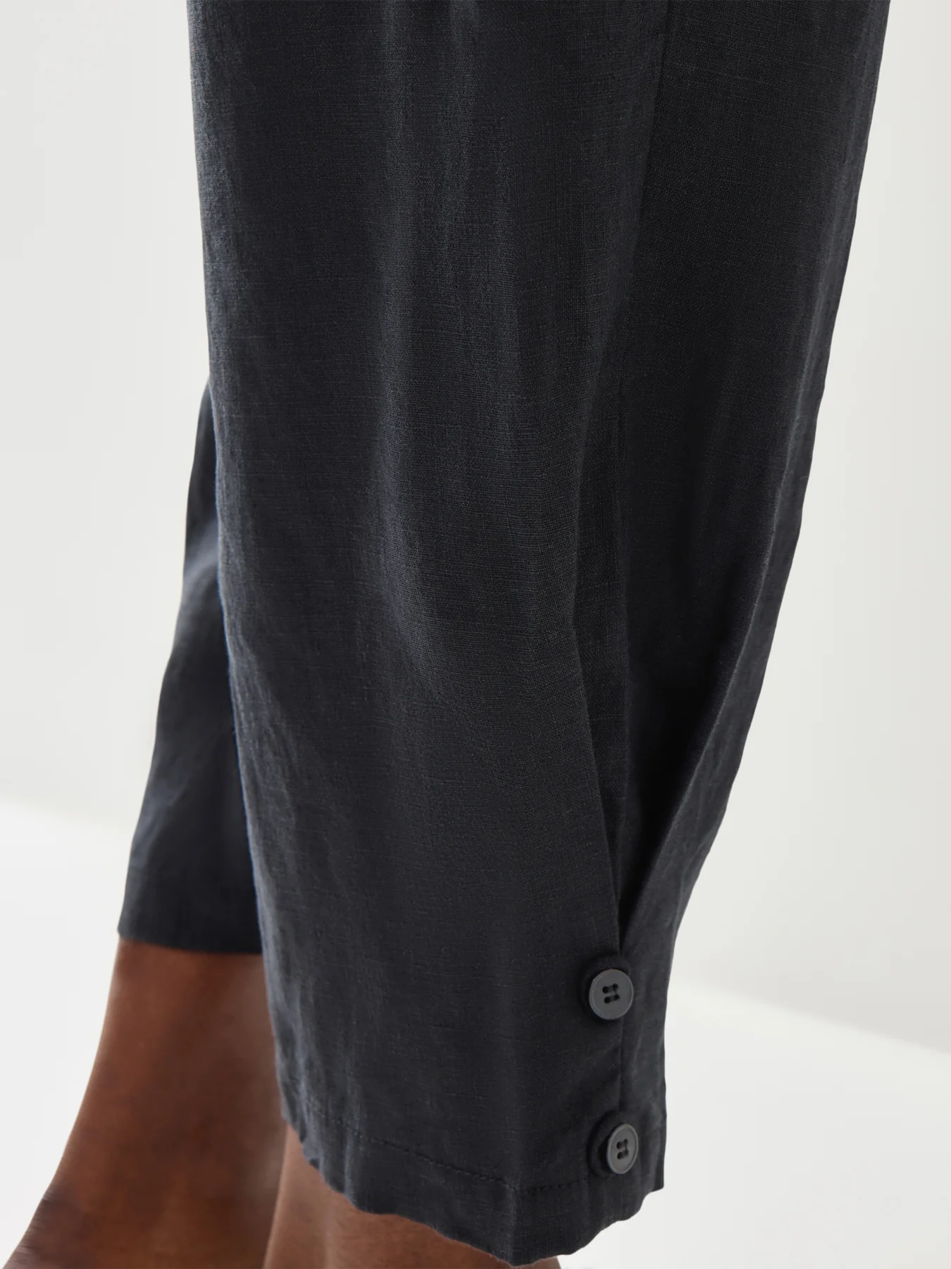Penna Tapered Leg Linen Trousers - Image 3