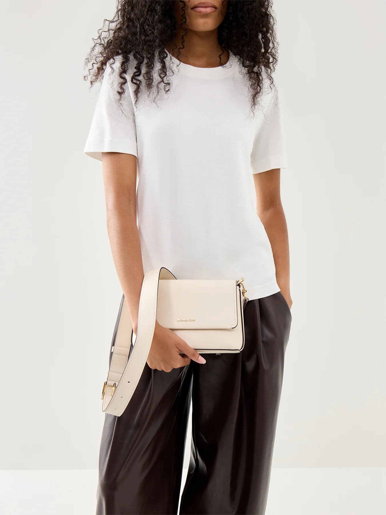 Nessa Messenger Shoulder Bag - Image 2
