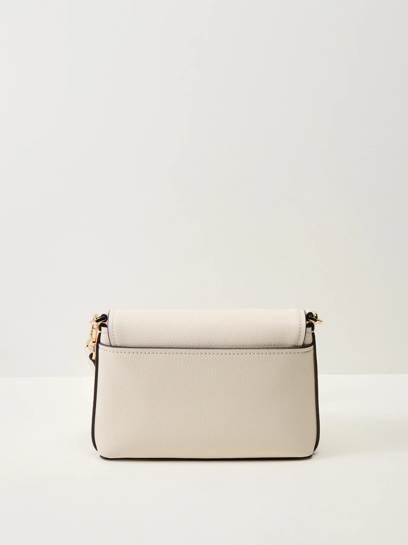 Nessa Messenger Shoulder Bag - Image 3