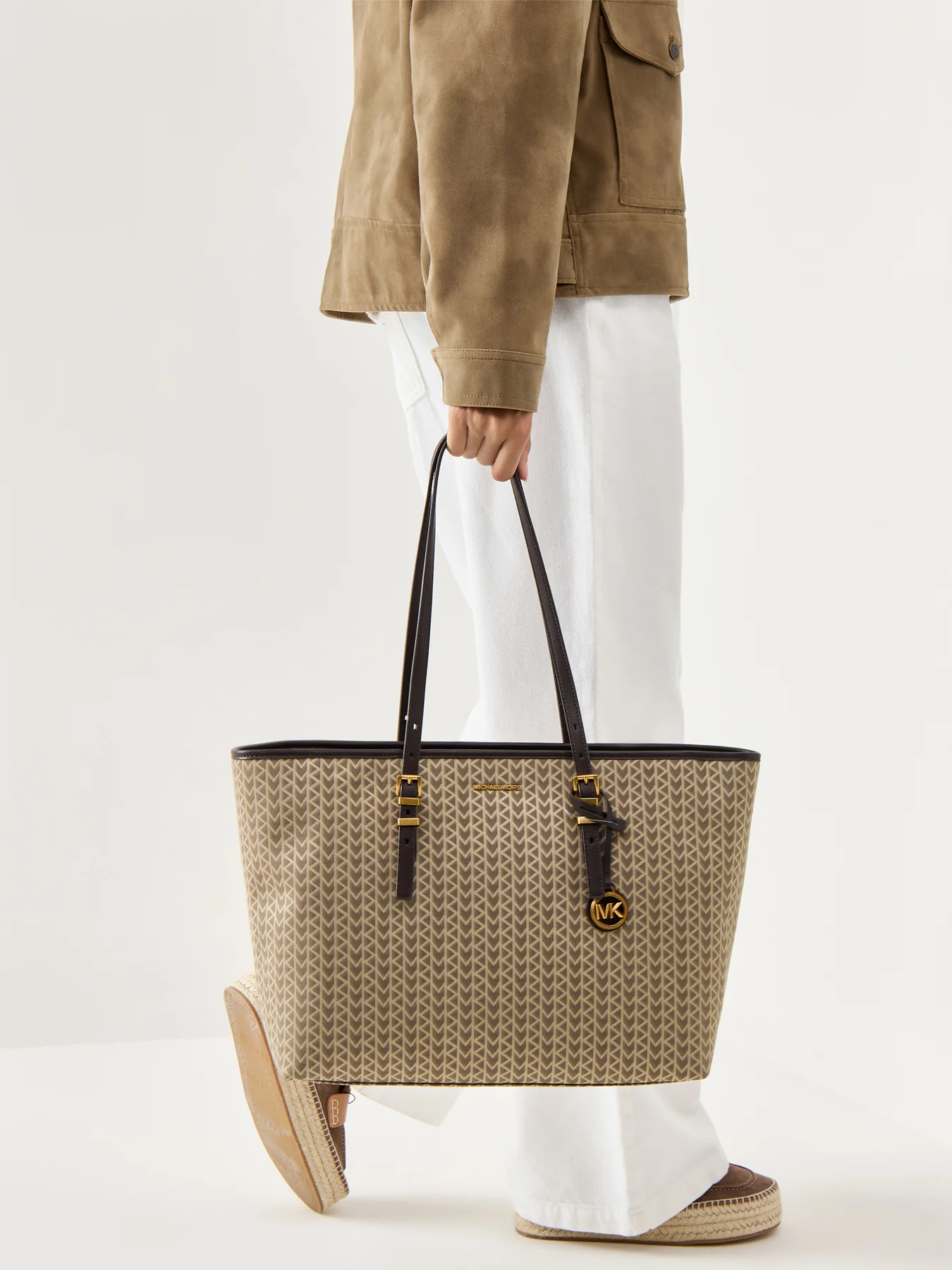 Quinn 2000 SignatureTote - Image 2