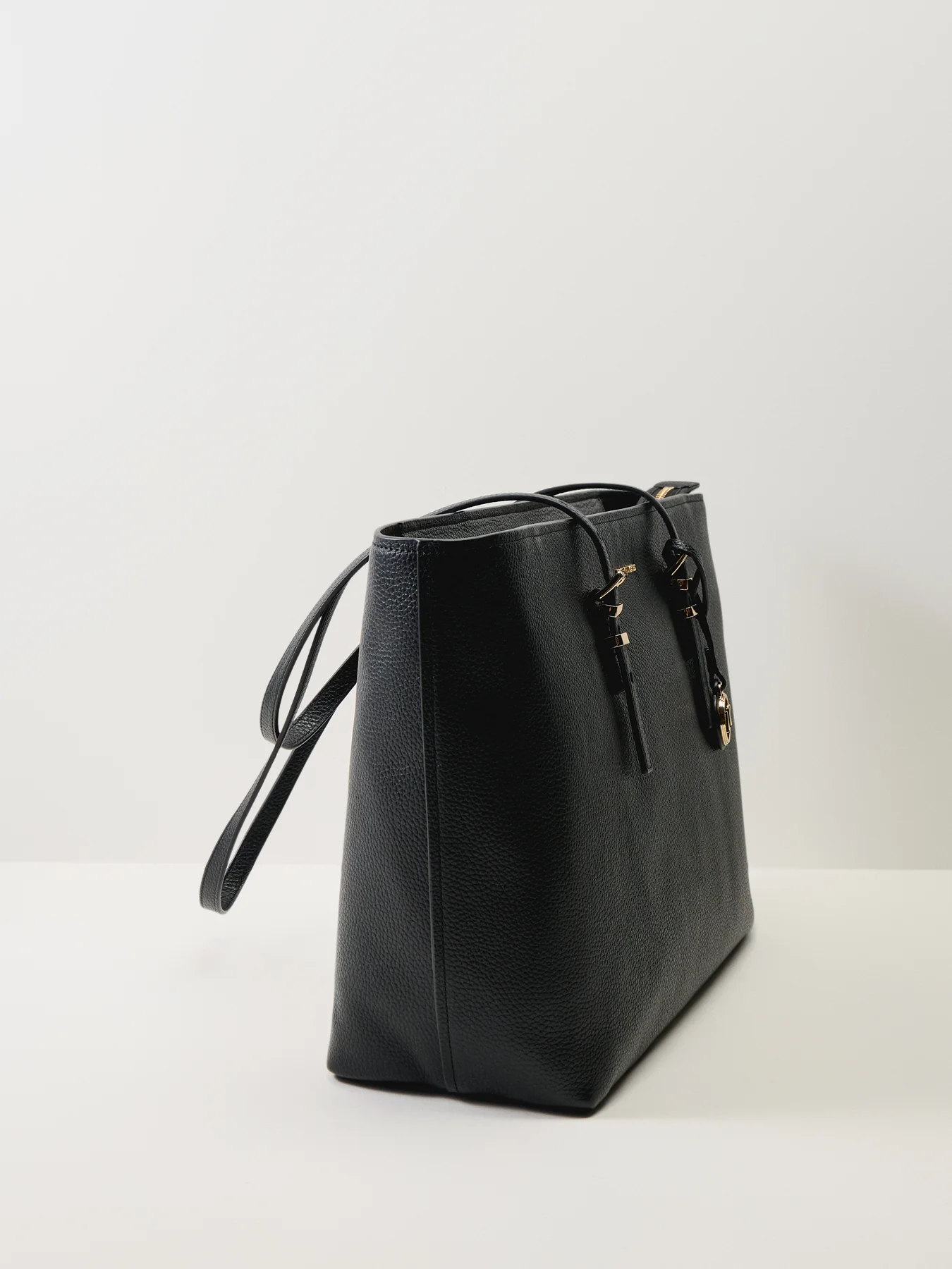 Quinn LG EW TZ Tote - Image 4