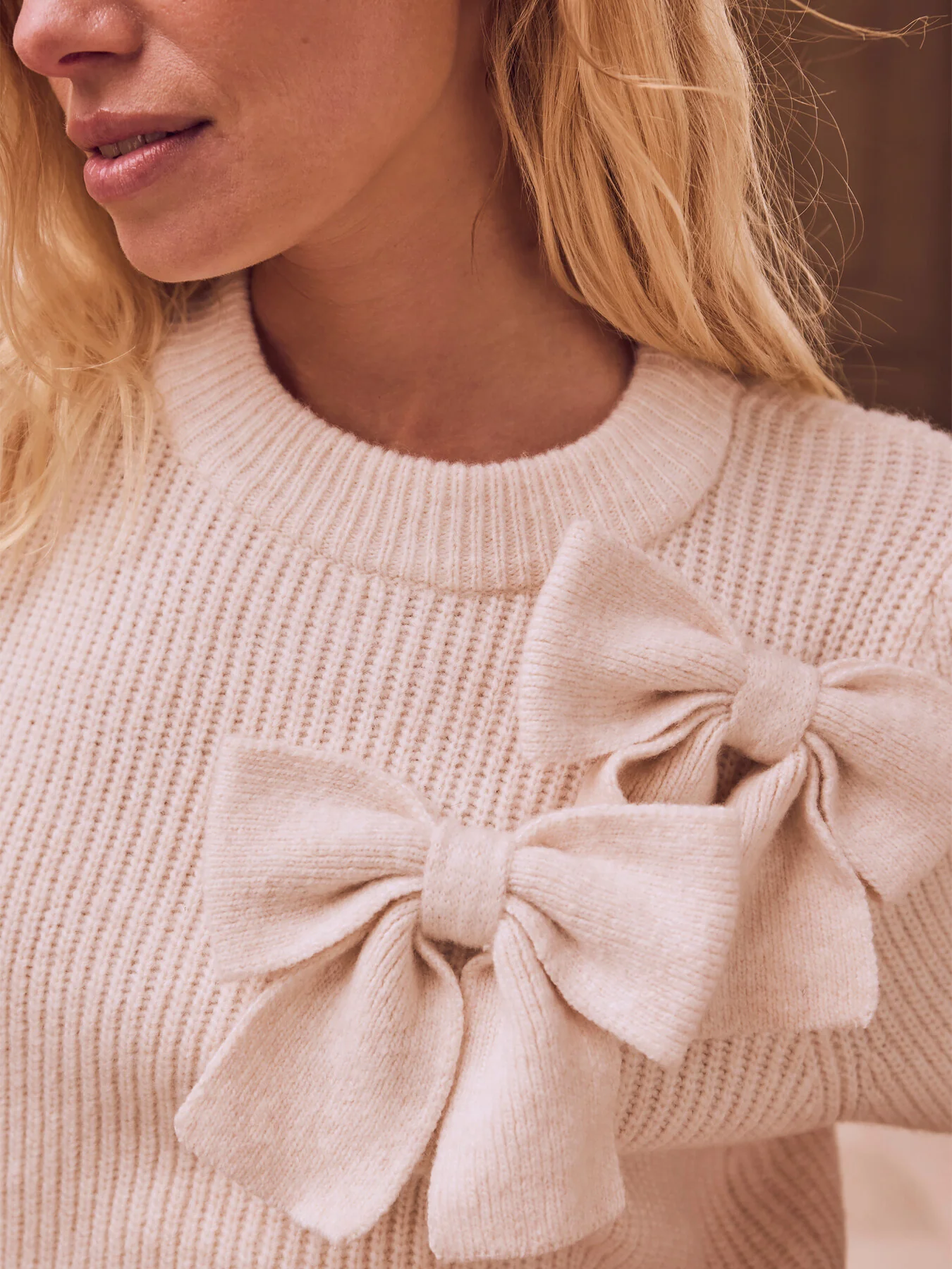 Cream Knit Bow Top - Image 4