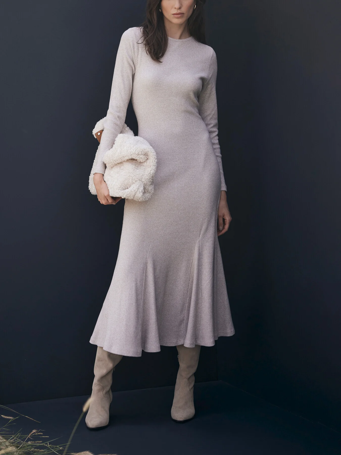 Cosy Ribbed Jersey Midi Dress - Image 2