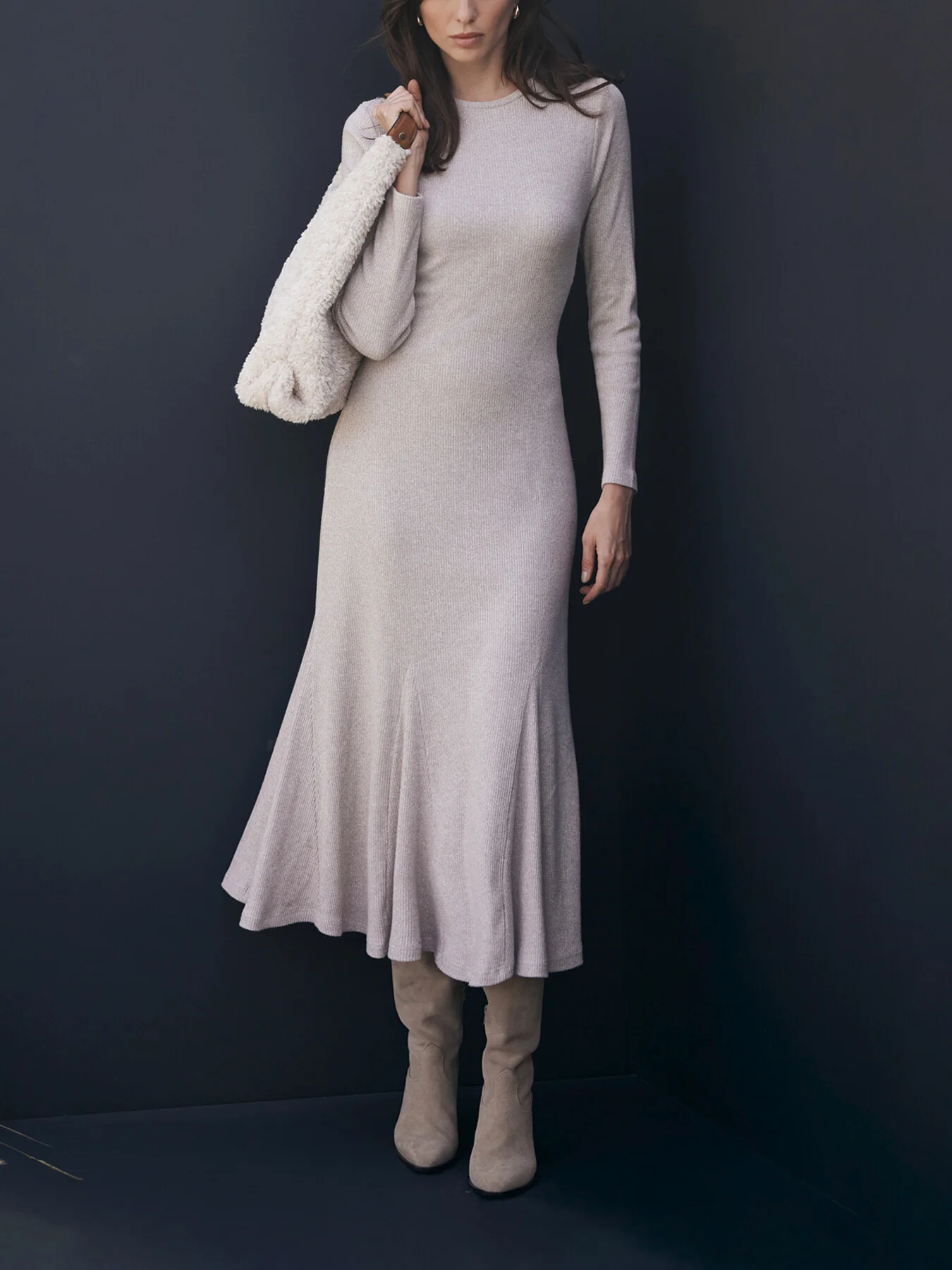 Cosy Ribbed Jersey Midi Dress - Image 4