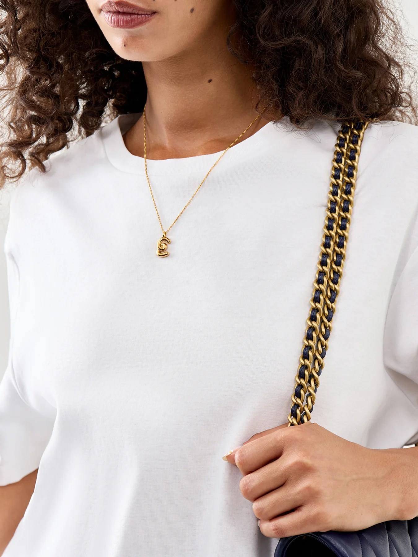 Curly Molten Initial E Pendant Necklace - Image 2