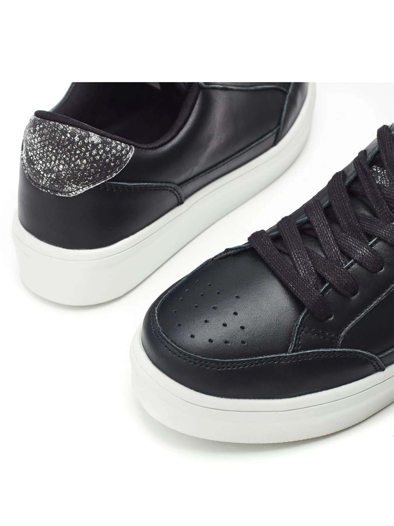 B.Jessie Leather Trainers - Image 4