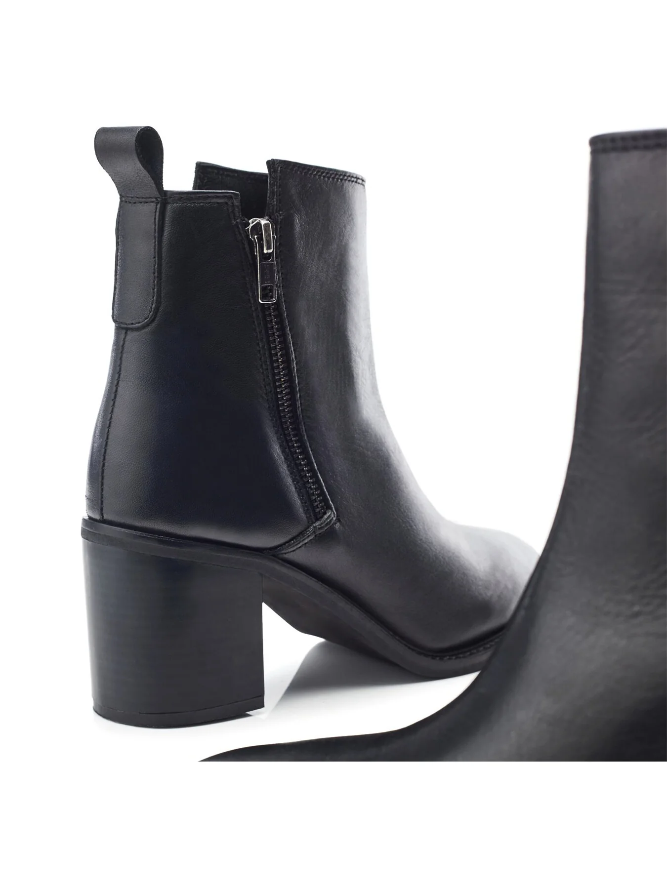 B.Molly Leather Boots - Image 4
