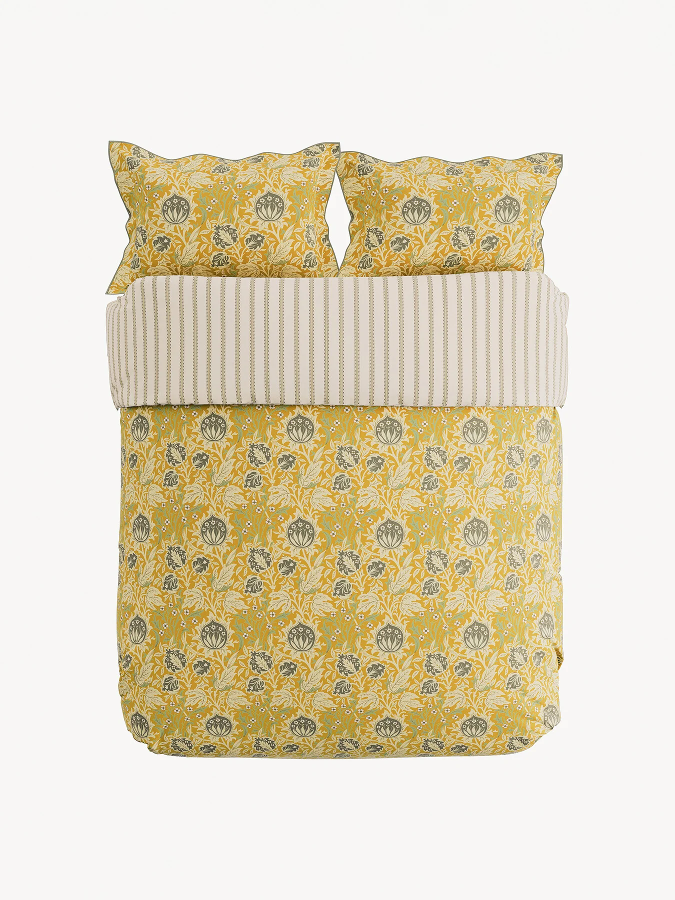 Morris & Co X Elmcote Cover Set - Image 3