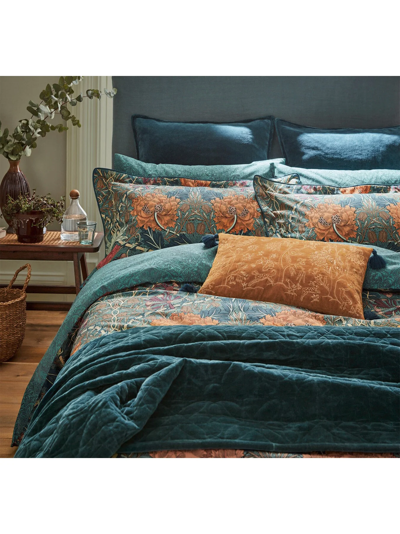Honeysuckle Tulip Pillowcase Pair - Image 3