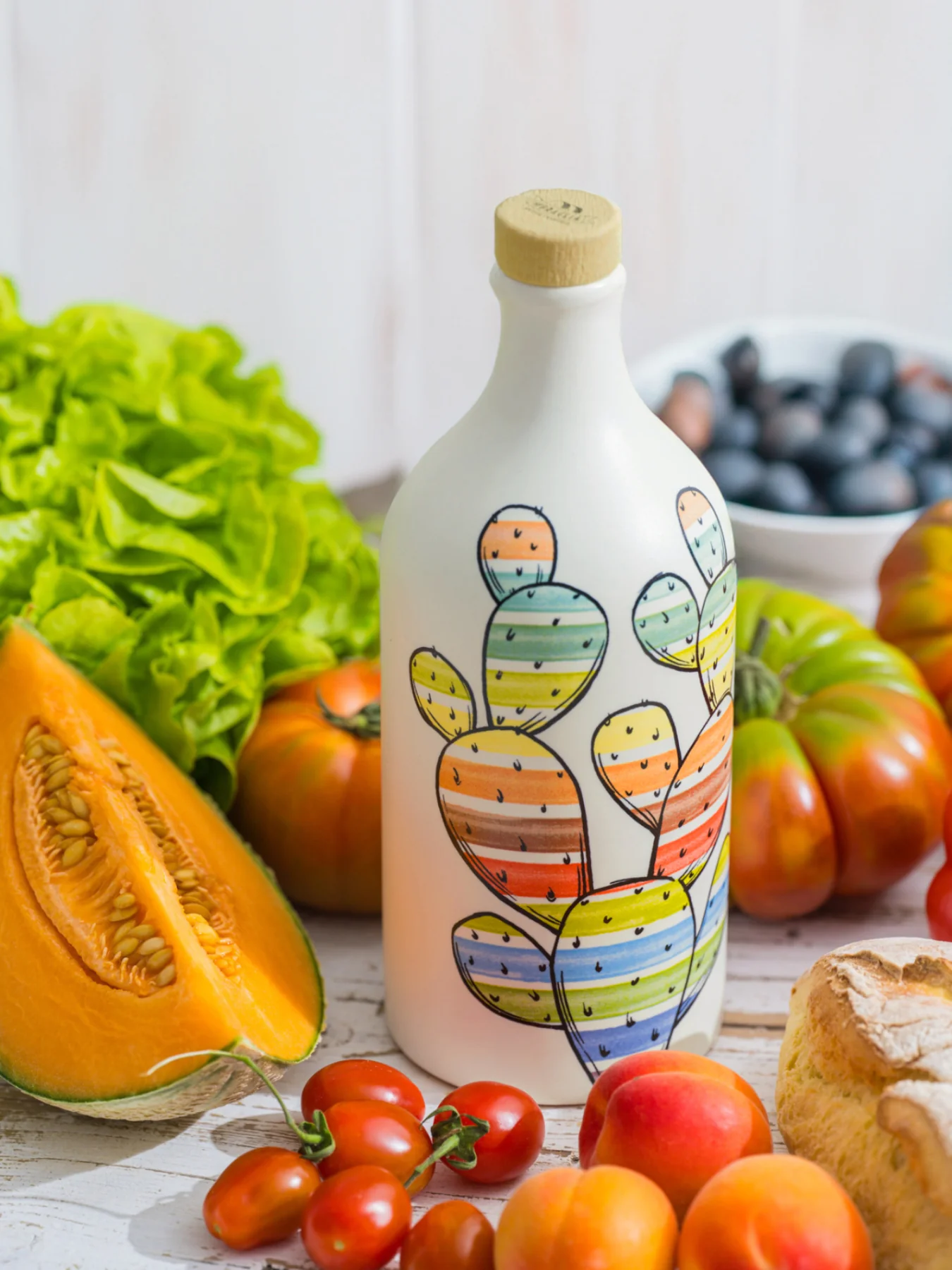 Fruity Extra Virgin Olive Oil in Cactus Bottle 500ml - Image 2