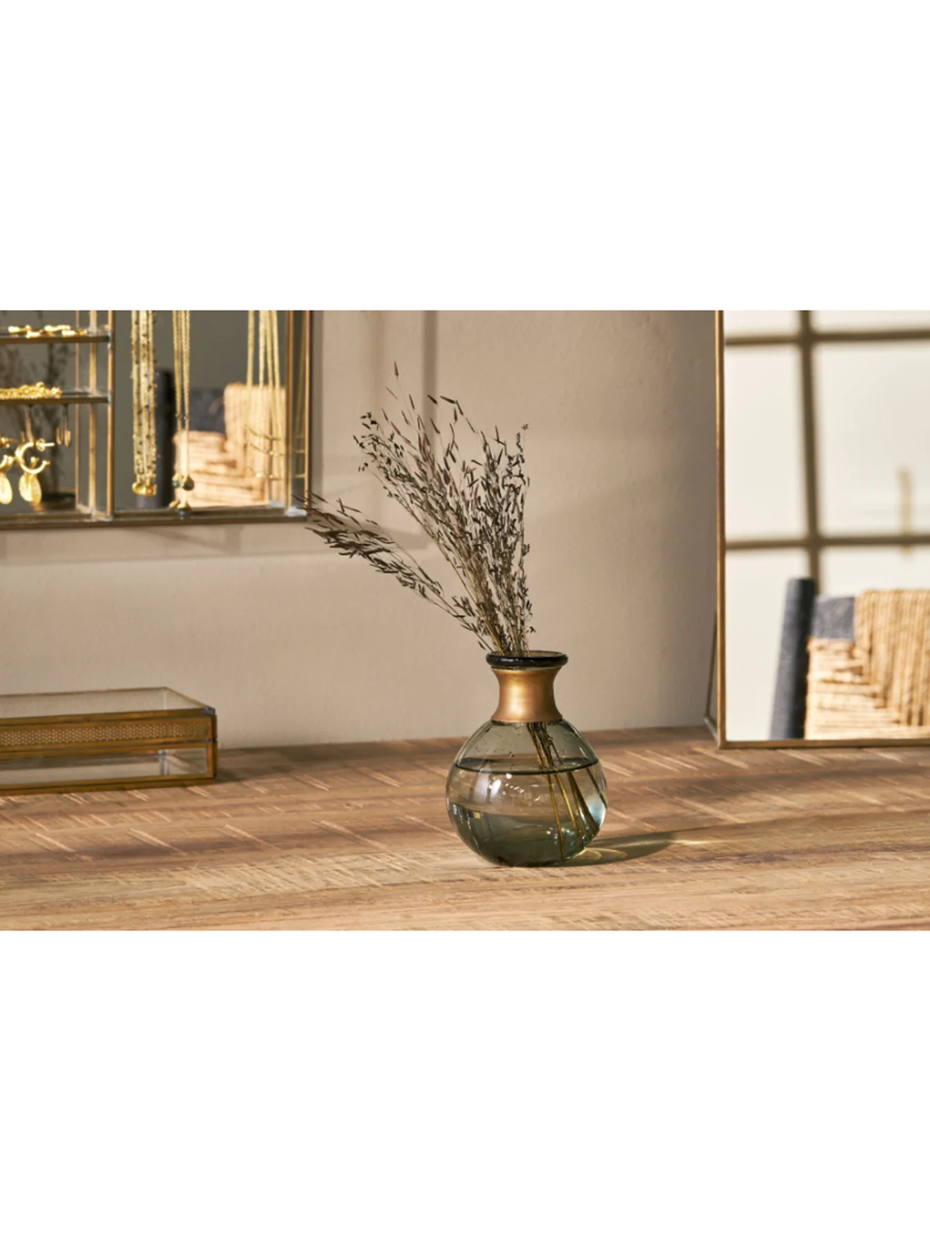 Green Mini Miza Glass Vase - Image 3