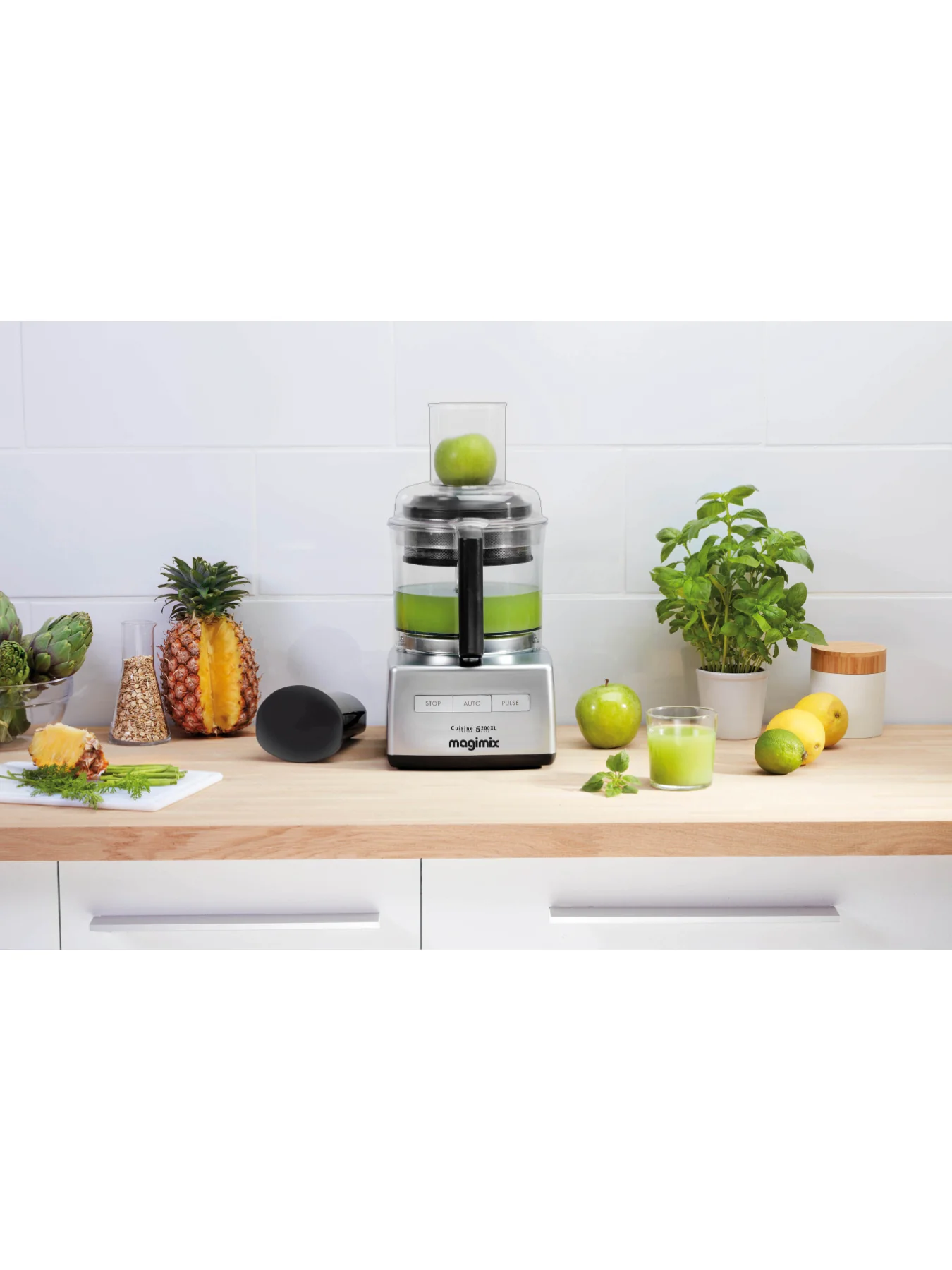 18714 Magimix 5200Xl Premium Satin Food Processor Satin Silver - Image 2