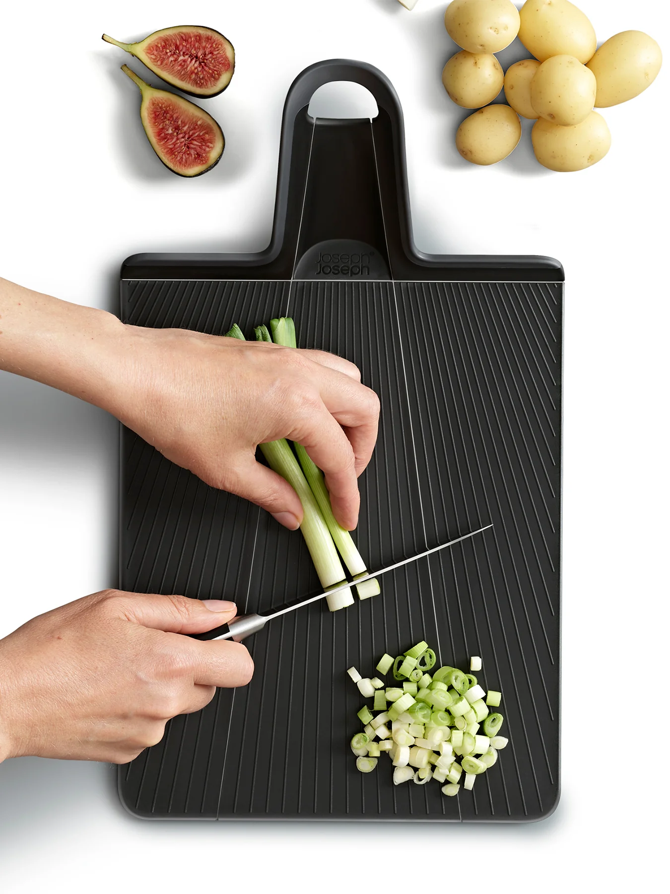 Chop2Pot Large Chopping Board Black - Image 4