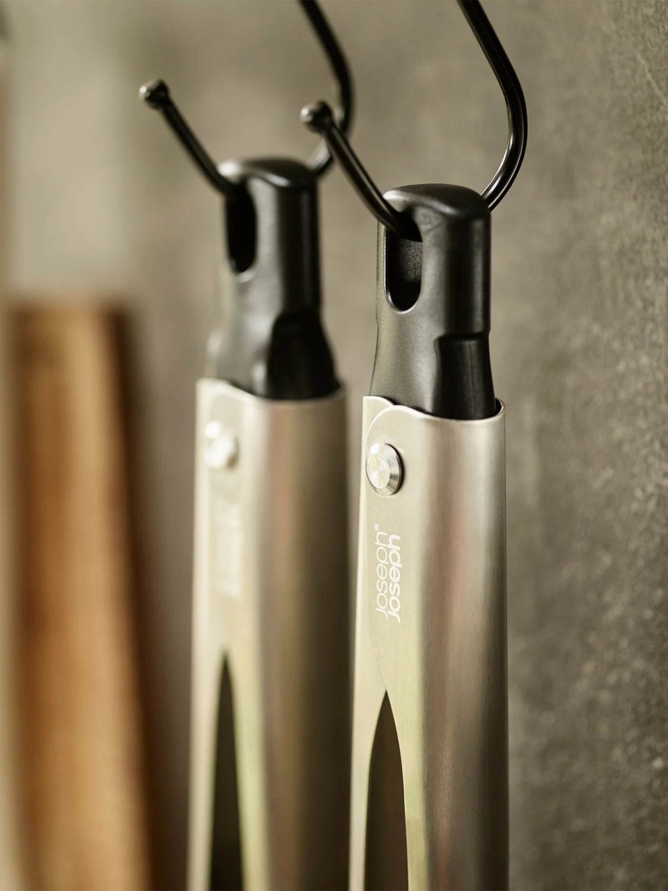 Fusion Silicone Tongs Silver - Image 4