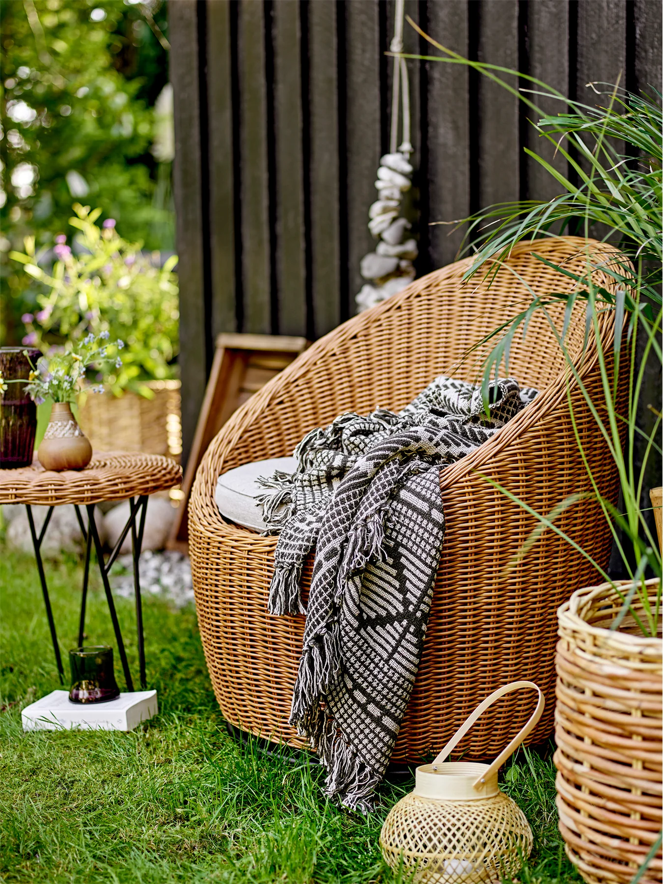Gutte Throw L160xW130cm - Image 3