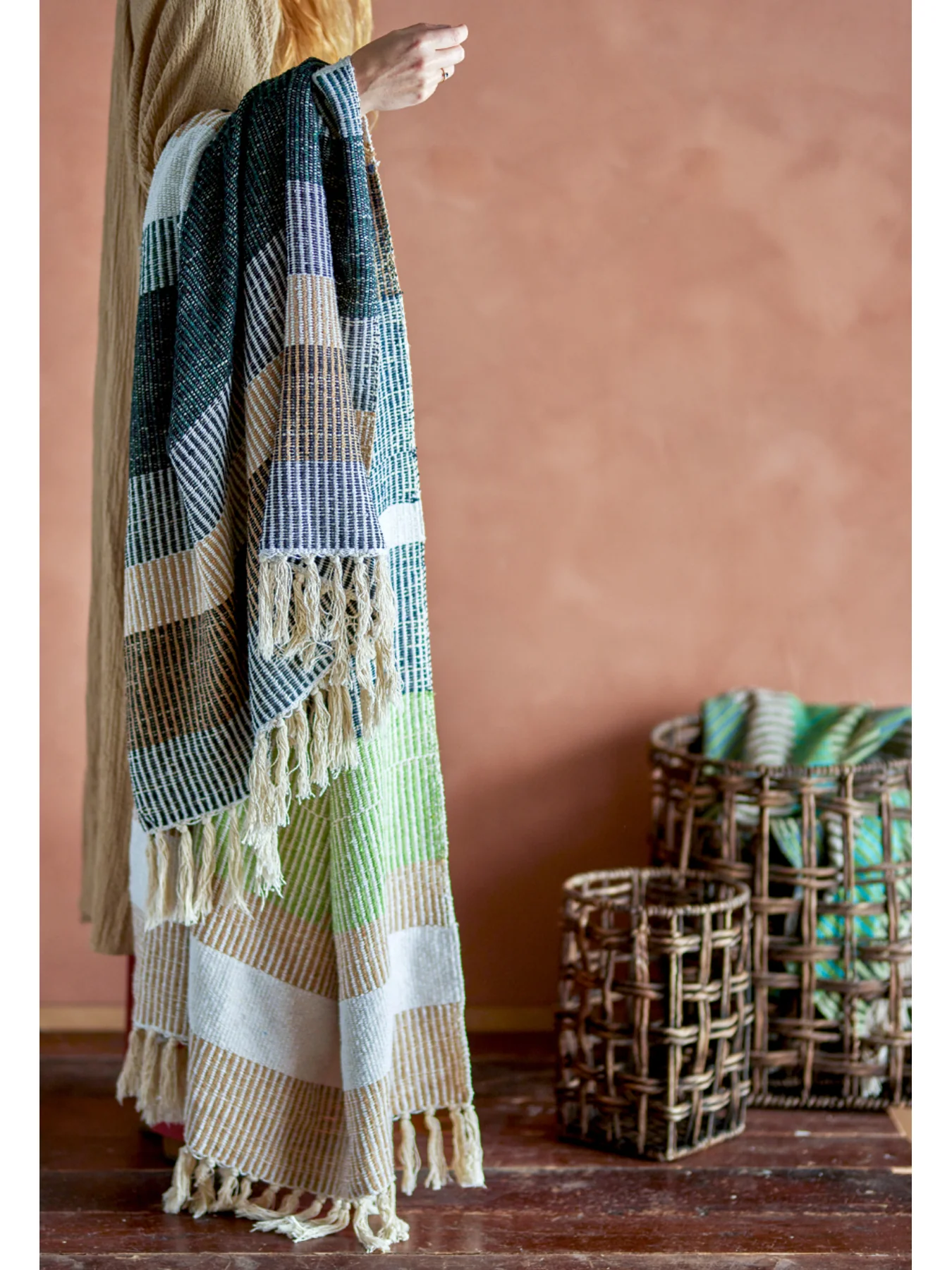 Isnel Throw L160xW130cm - Image 4