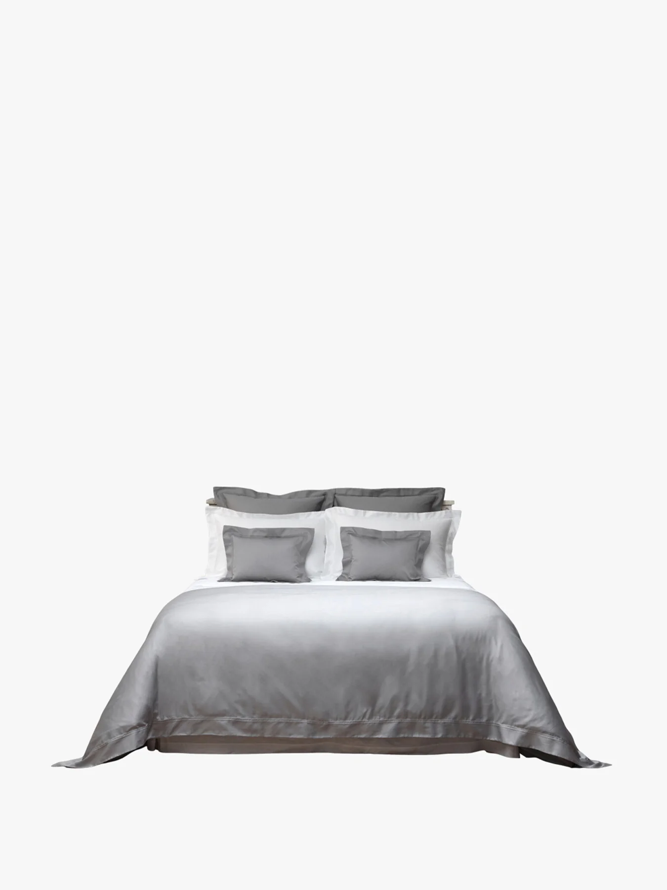 Triomphe Bedcover - Image 4