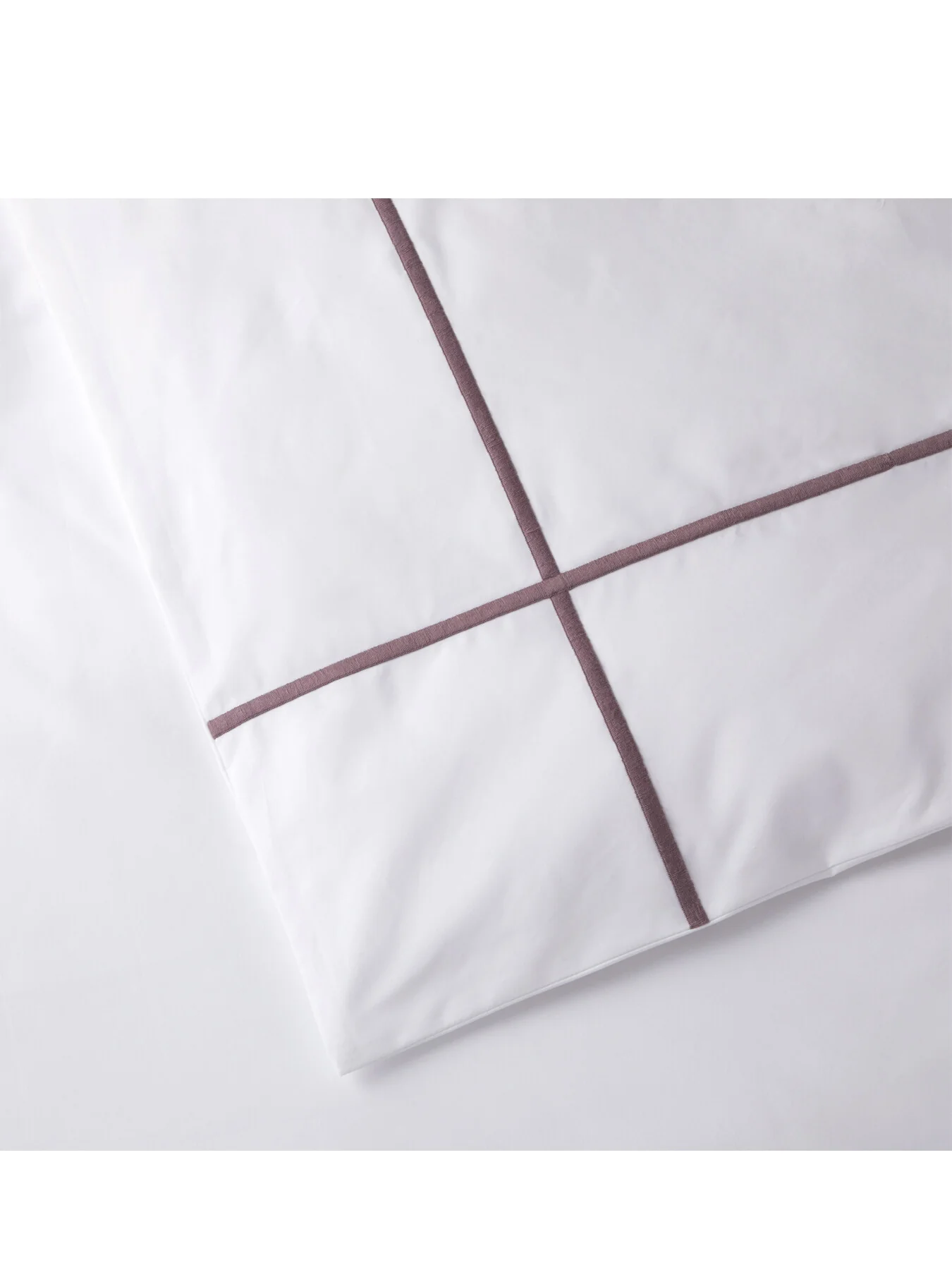 Athena Iris Duvet Cover - Image 3