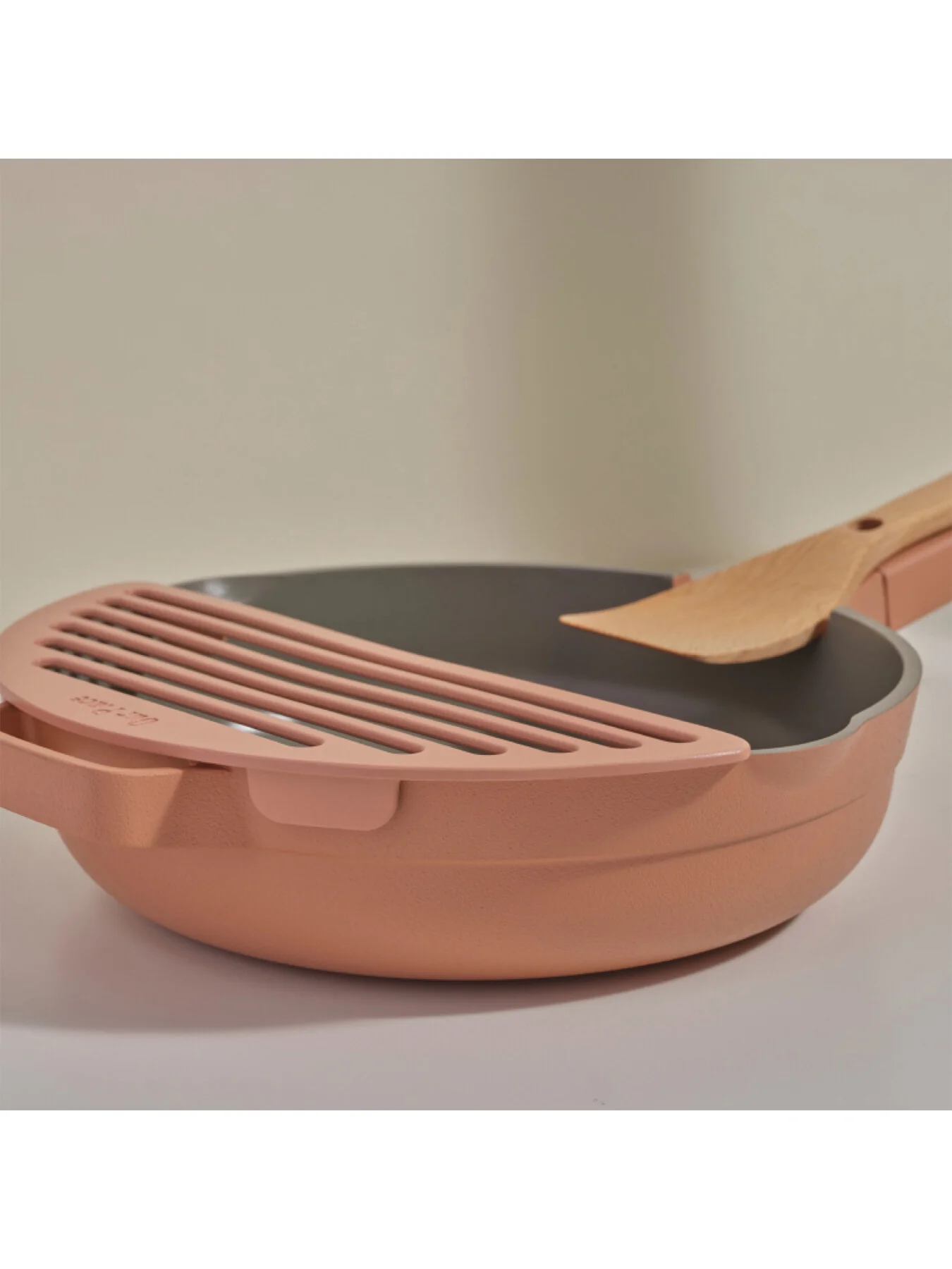 Fry Deck - Image 4