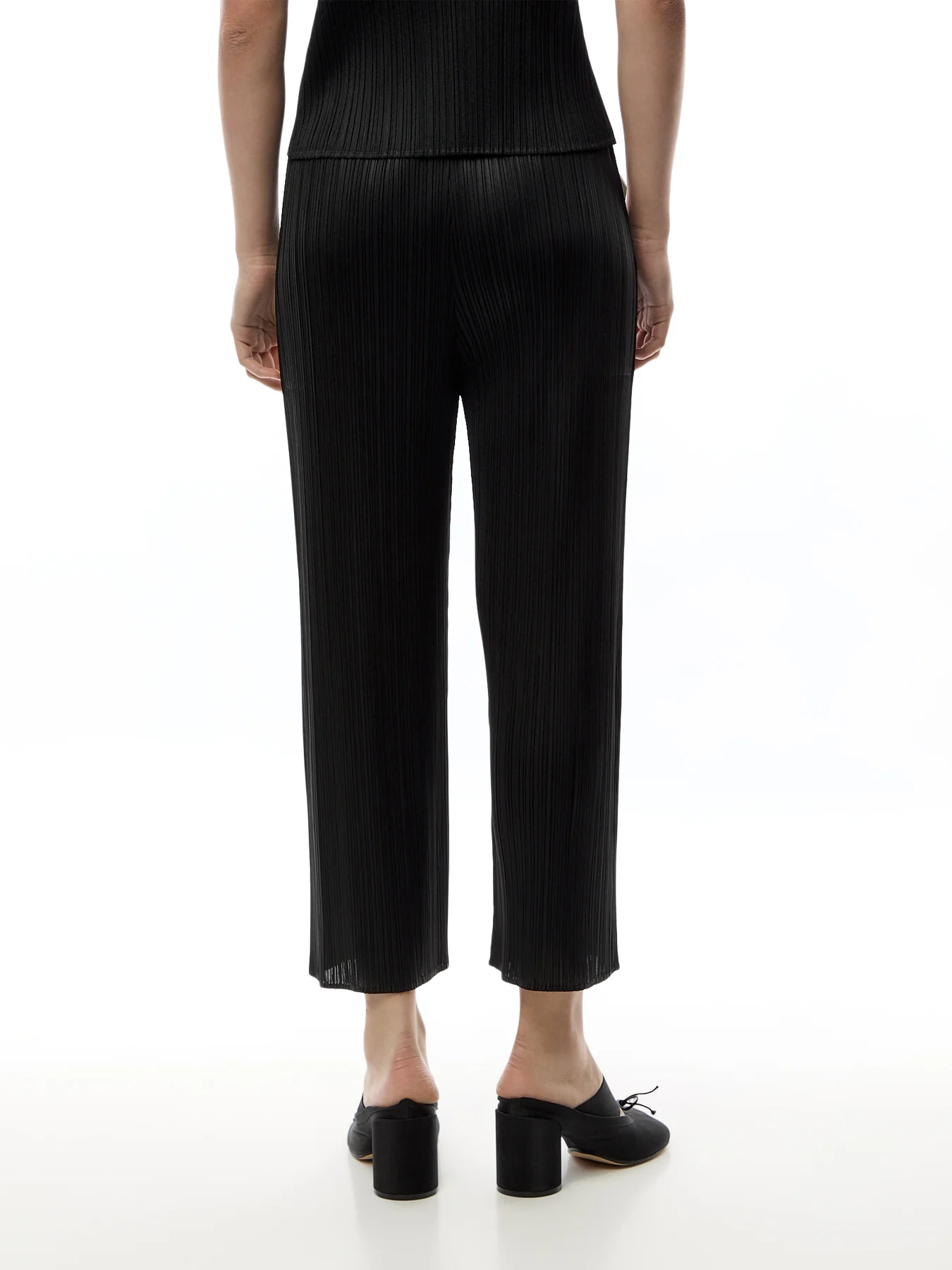 Pleats Sculptural Black Pants - Image 5