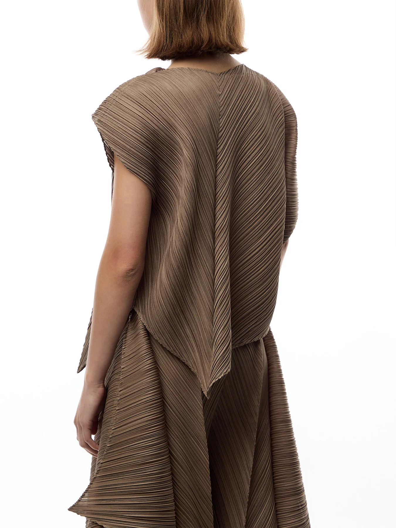 Pleats Sculptural Flare Grayish Brown Top - Image 5