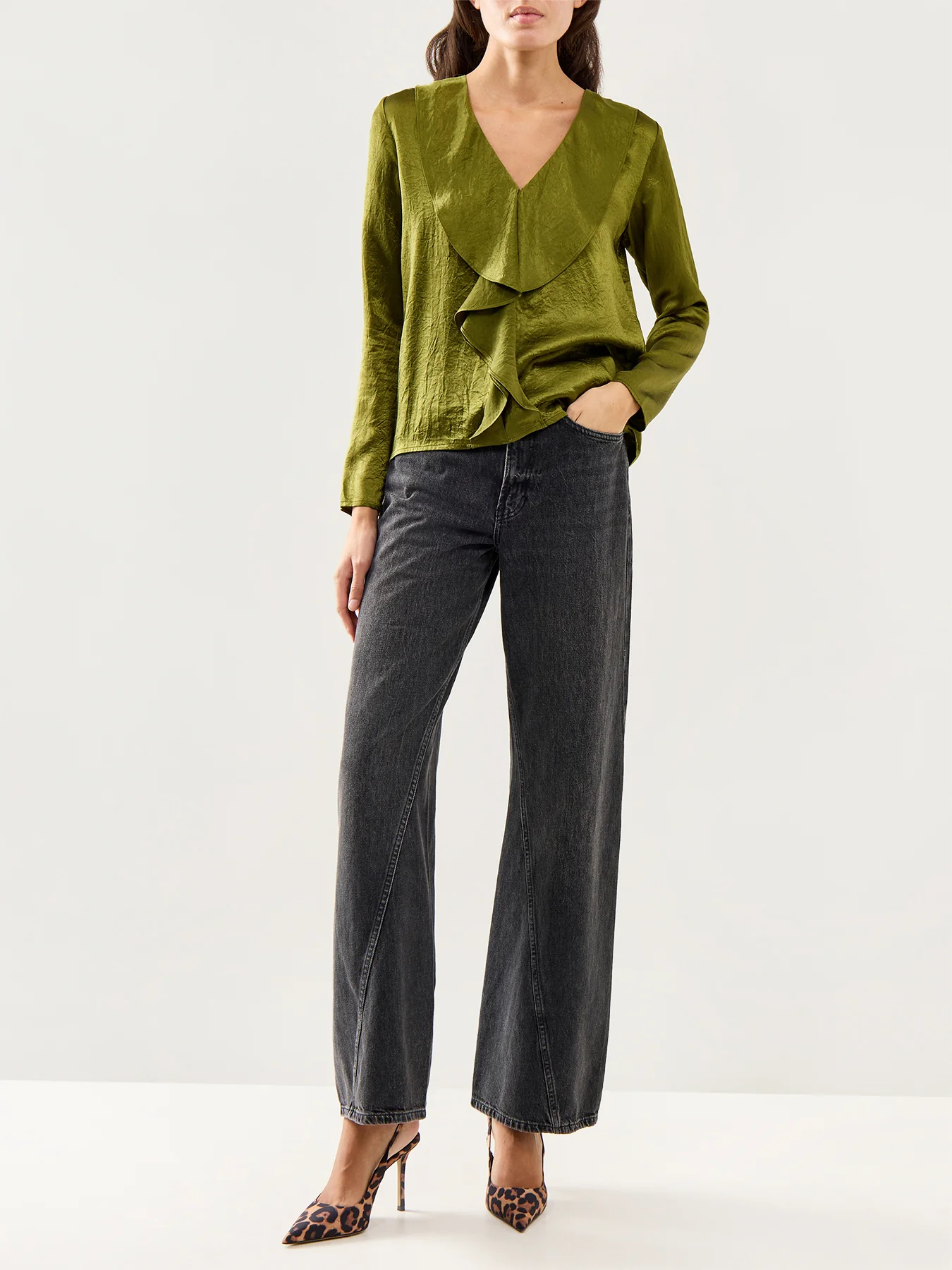 Selene Long-Sleeve V-Neck Top Green - Image 2