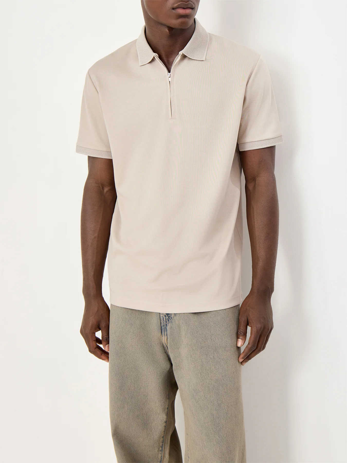 Fave Zip Short Sleeves Polo T-Shirt - Image 4