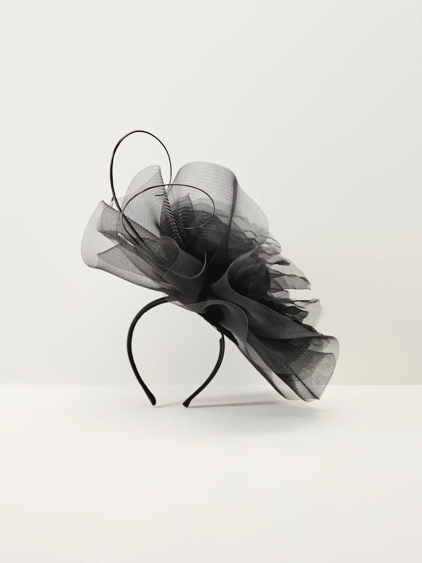 Flower Quills on Crin Base Fascinator - Image 2