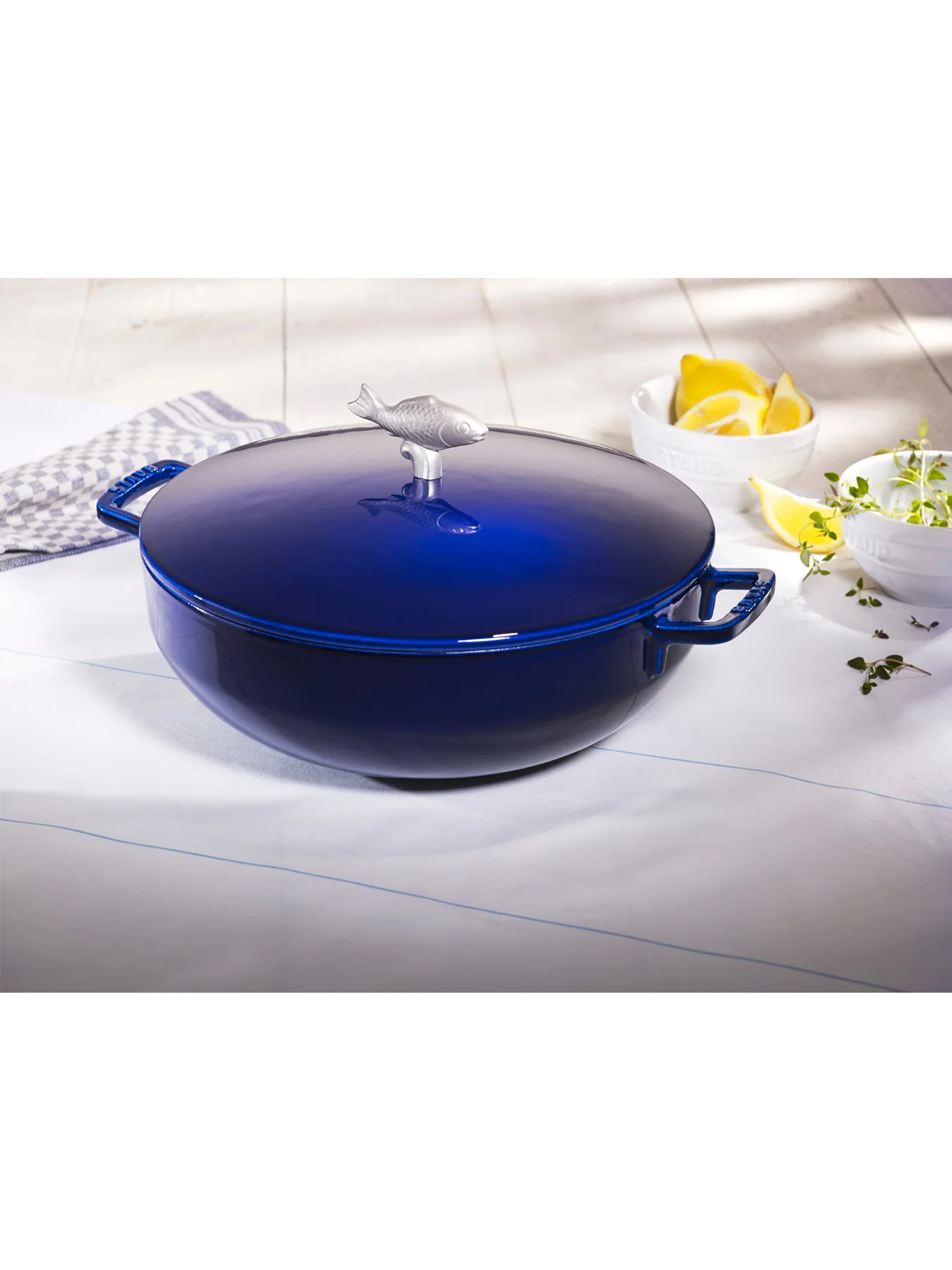 Round Cast Iron Bouillabaisse Pot - Image 3