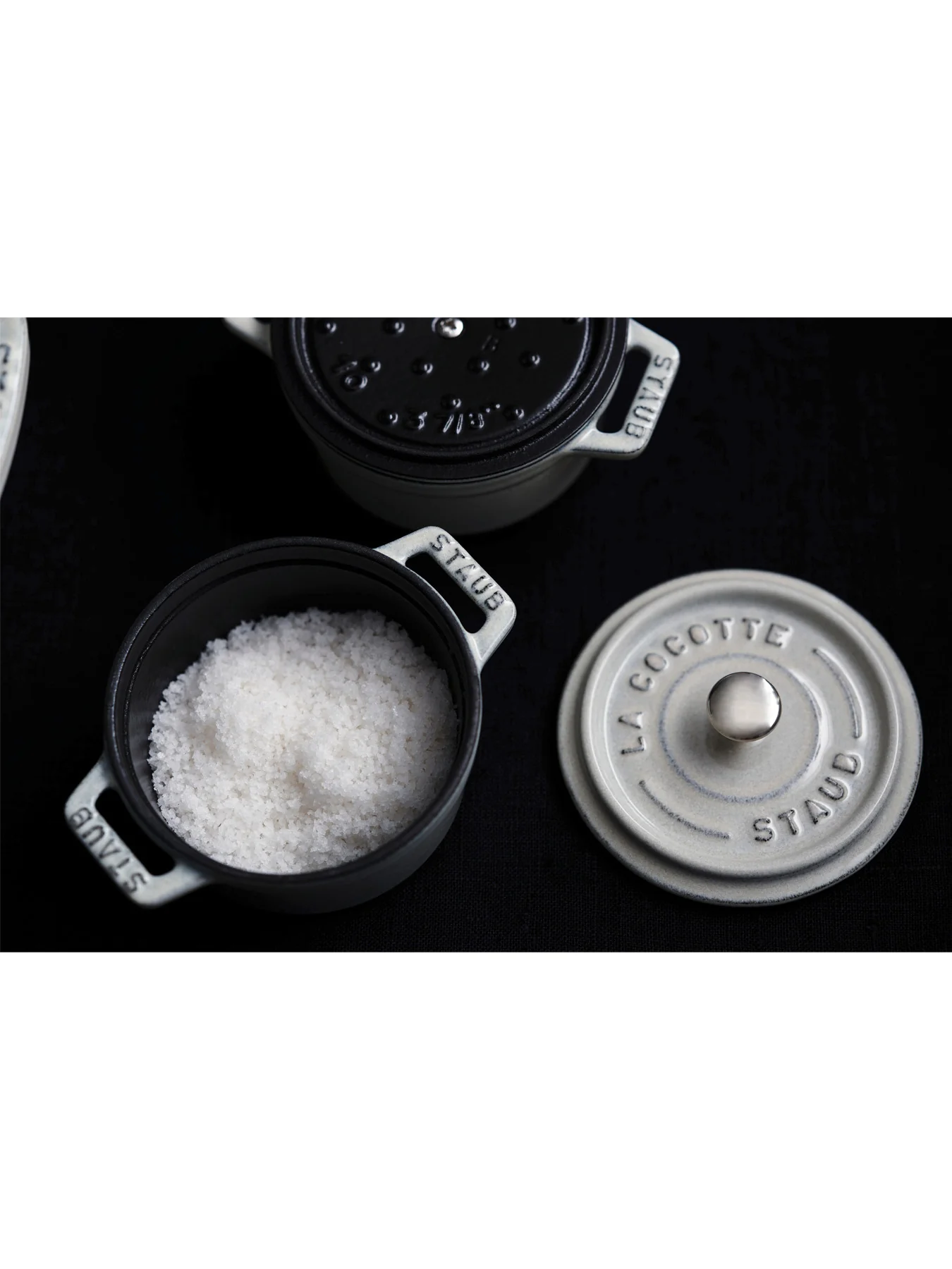 Round Cast Iron Mini Cocotte - Image 4