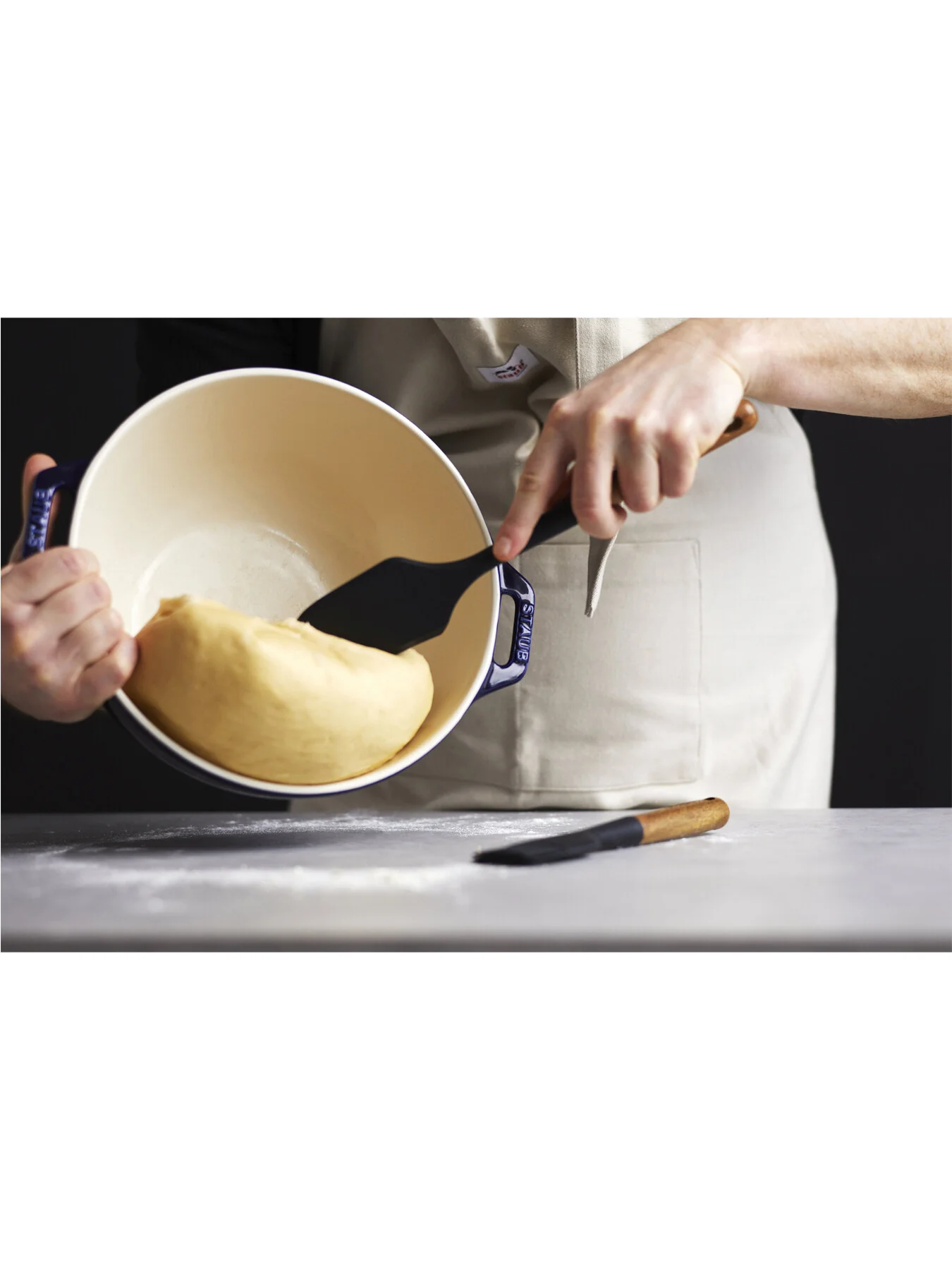 Silicone Pastry Scraper - Image 4