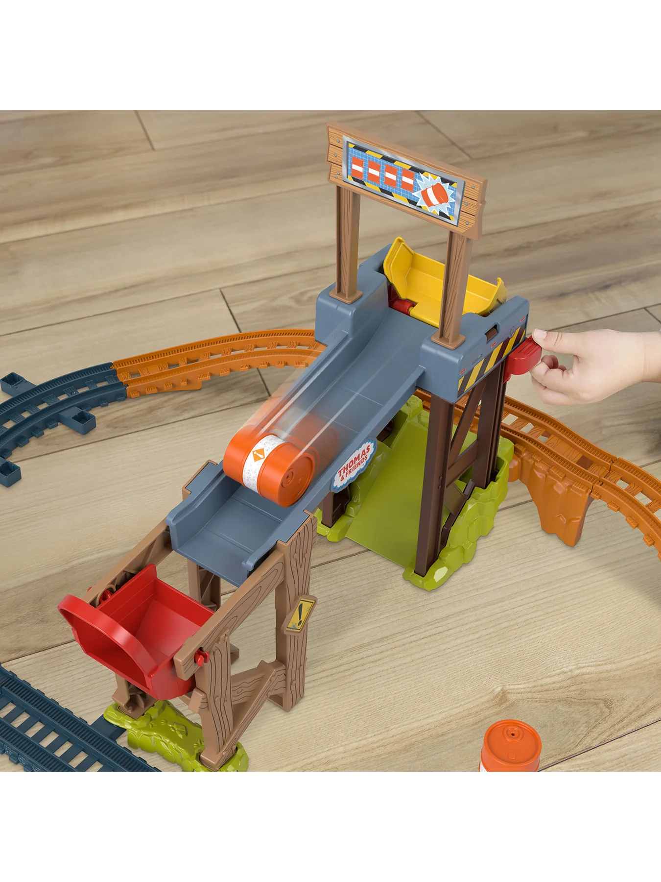 Diesel's Lift and Load Construction with Track & Cargo Set - Image 3