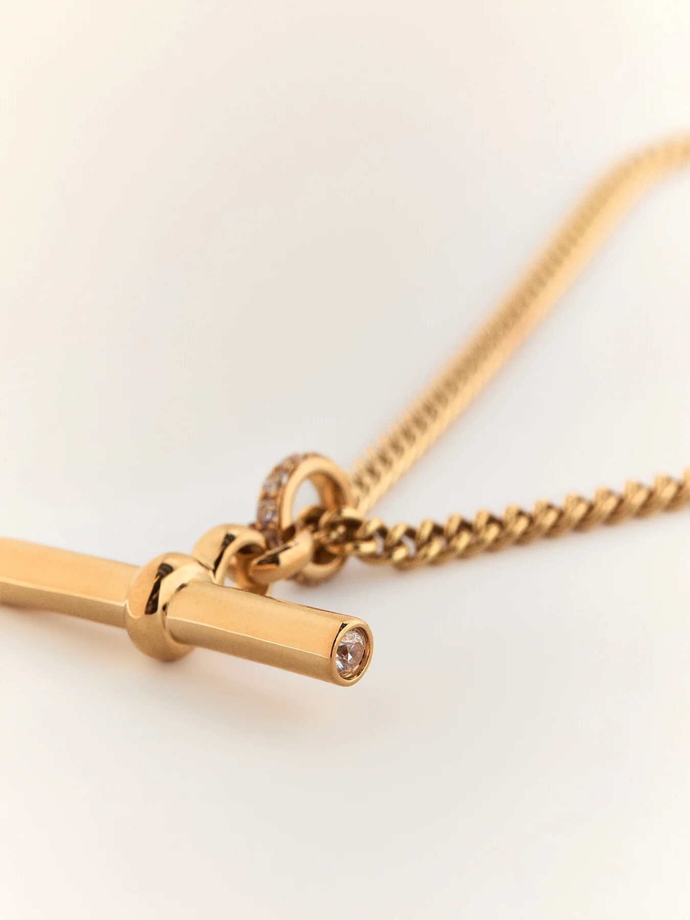 Giant Jewelled T Bar on Curb Chain Necklace - Image 3