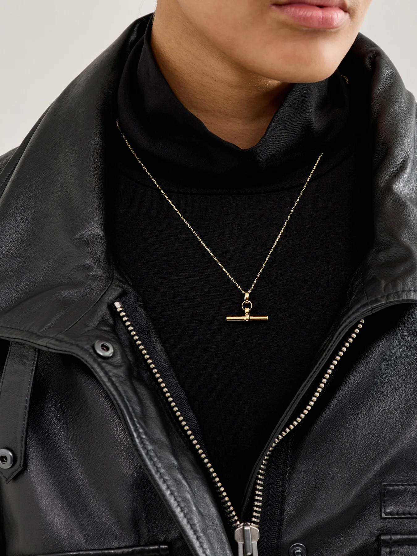 Small T-Bar on Trace Necklace - Image 2