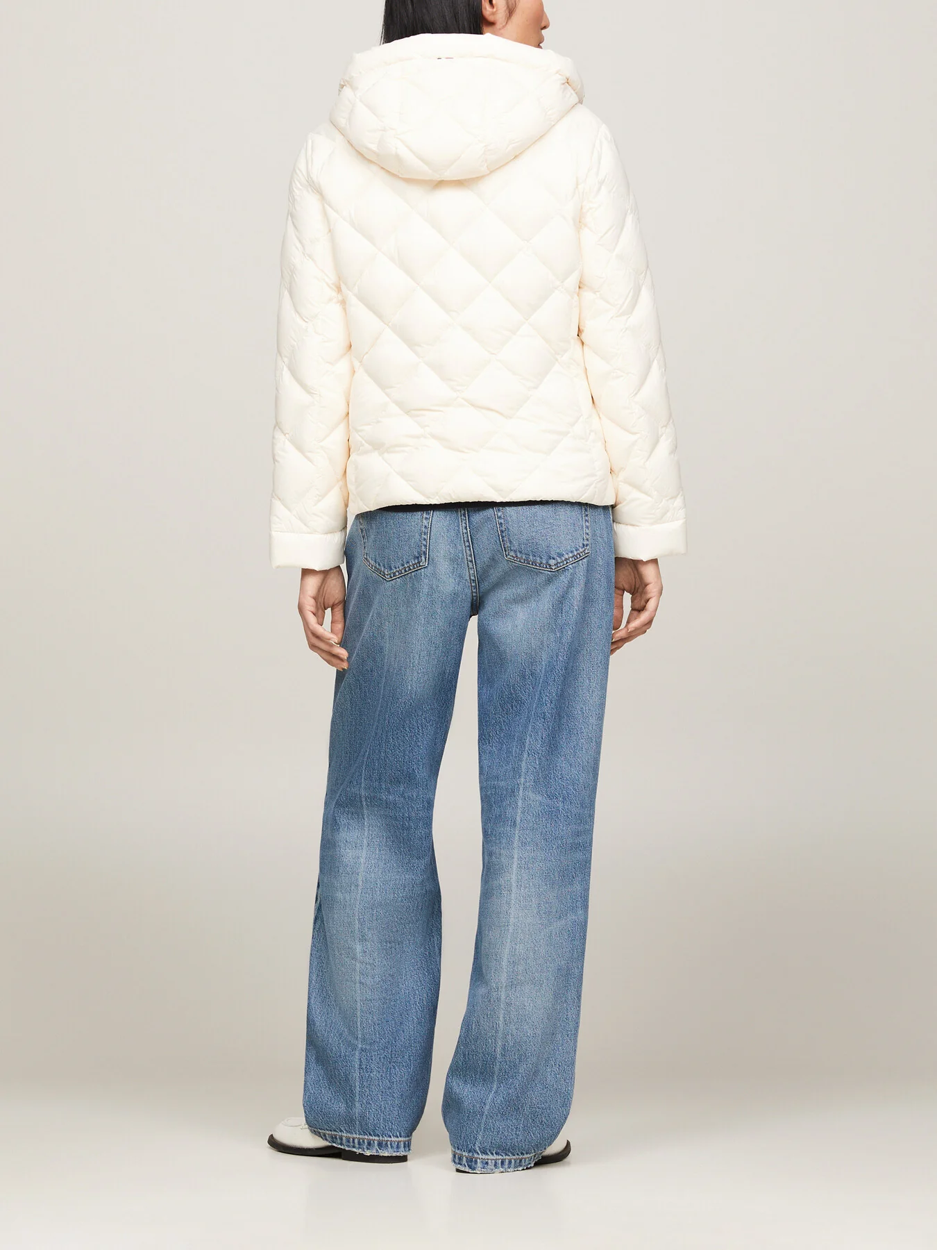 Classic Lightweight Down Quilted Puffer Jacket - Image 2