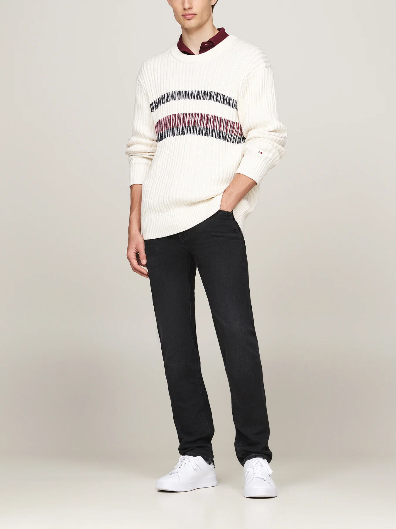 TH Flex Bleecker Black Slim Jeans - Image 2