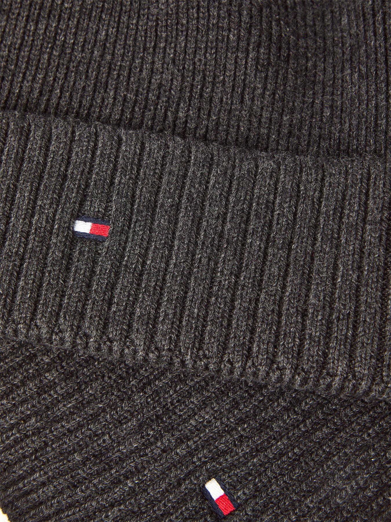 Logo Flag Beanie And Scarf Set - Image 2