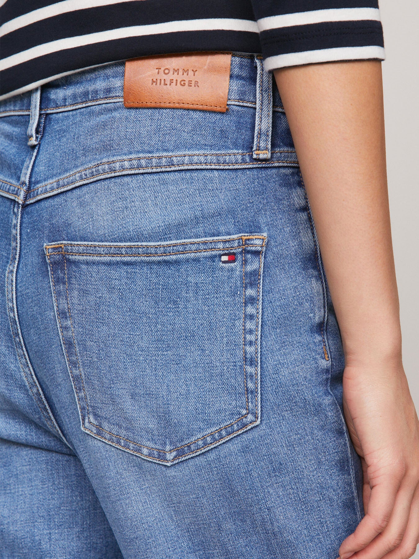 Classics Melany Mid Rise Fitted Straight Jeans - Image 3