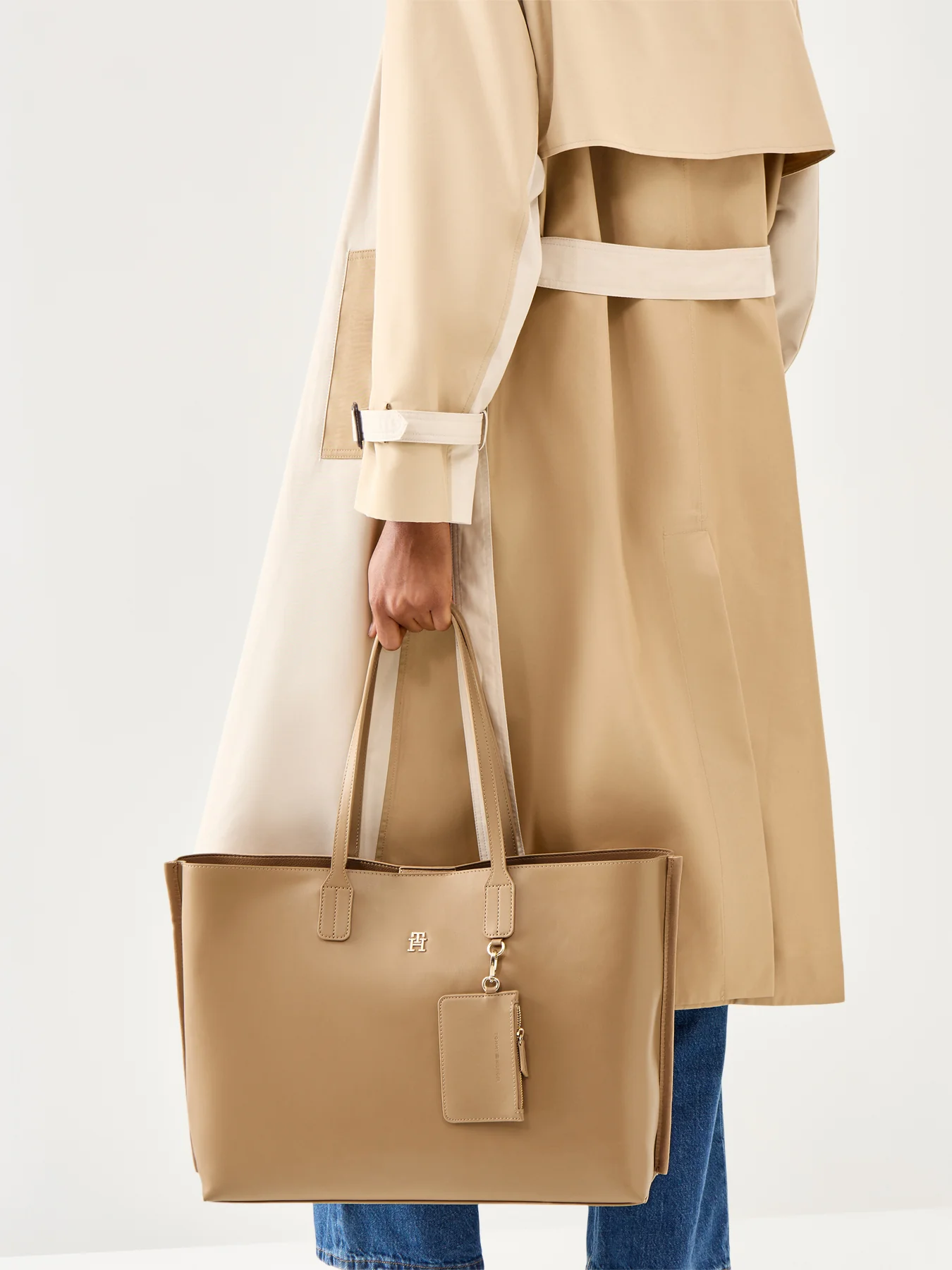 TH Distinct Tote - Image 2
