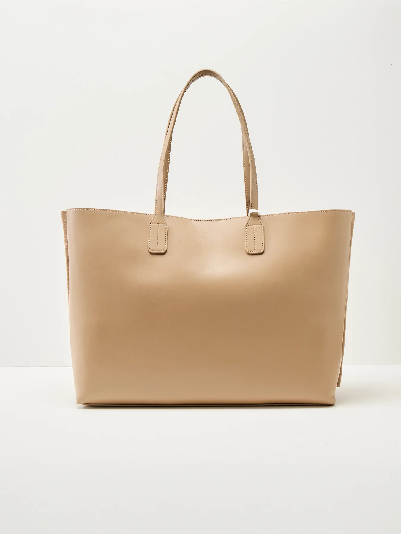 TH Distinct Tote - Image 3