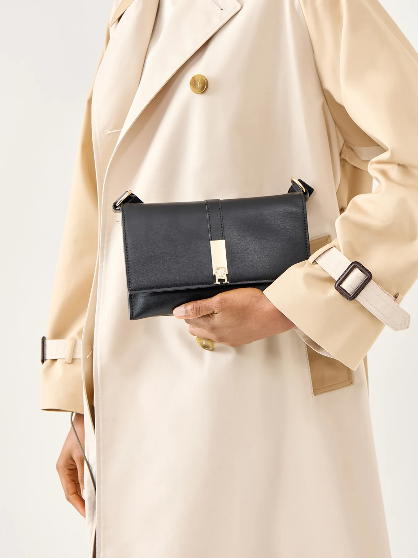 Heritage Shoulder Bag - Image 2