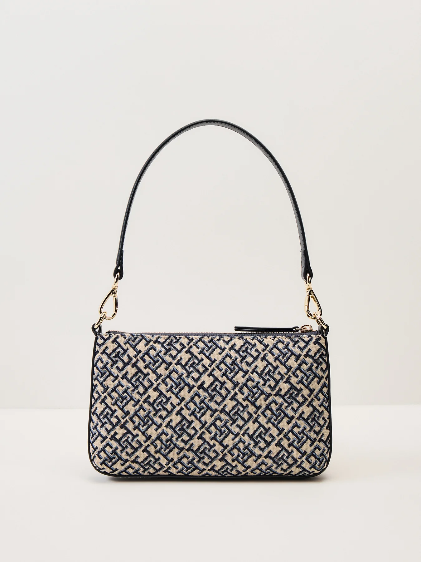 Jacquard Shoulder Pouch - Image 3