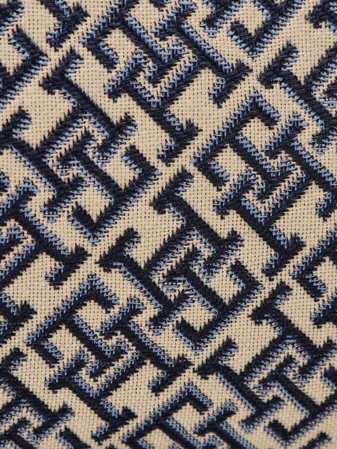 Jacquard Shoulder Pouch - Image 5