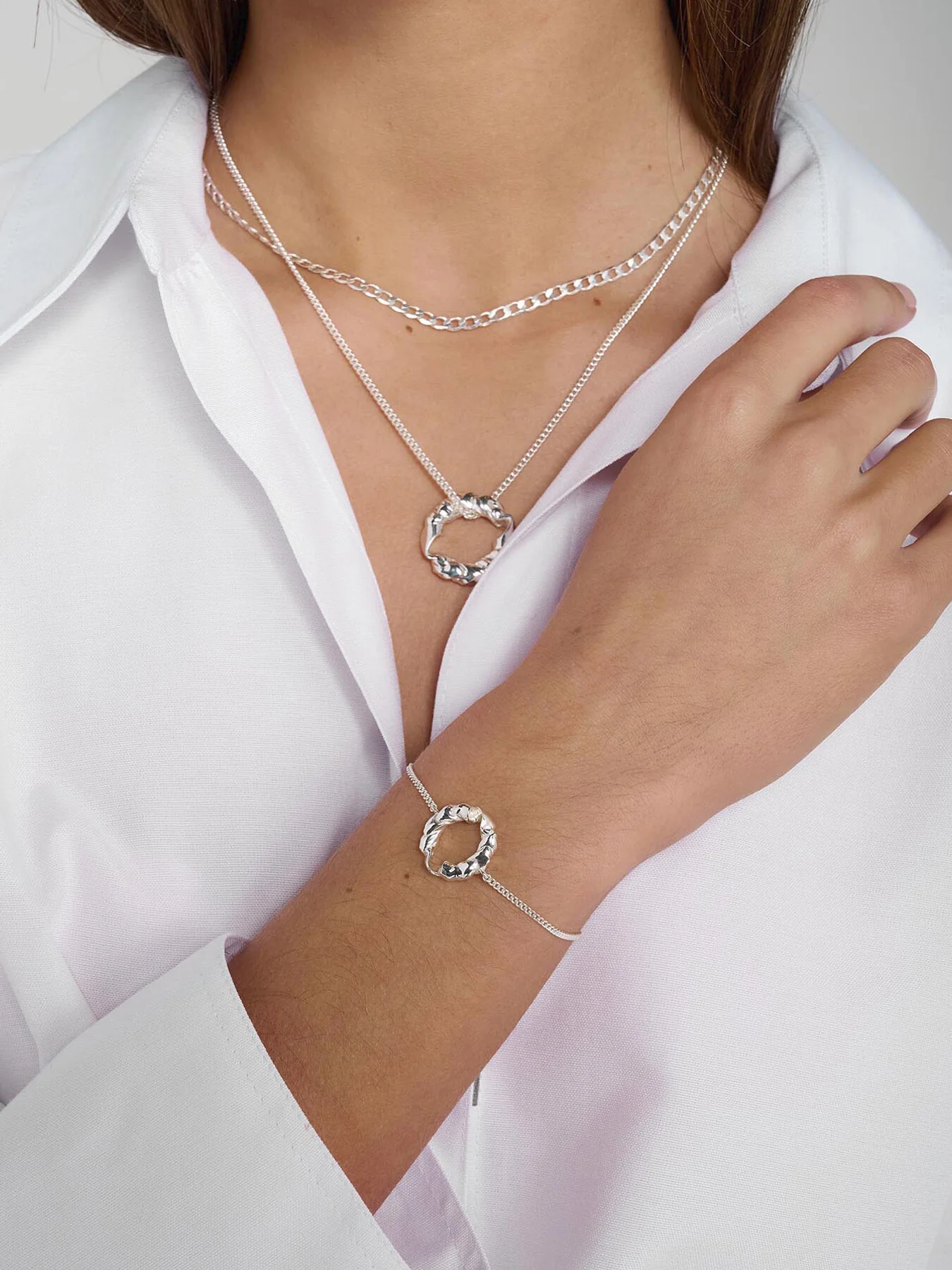 Ember Twist Pendant Bracelet - Image 2